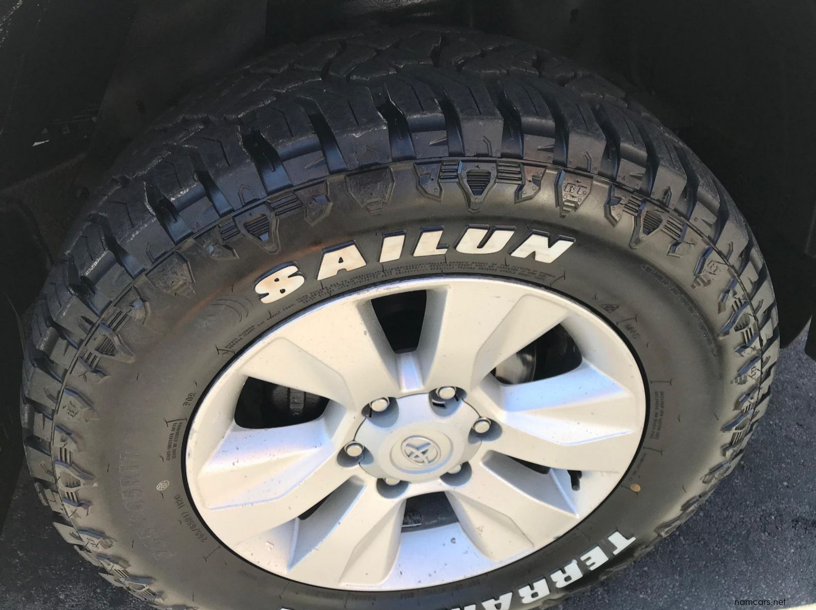 2018 Toyota Hilux 2.4 Gd6 4x4 Safari Conversion 6-7 seater pictures