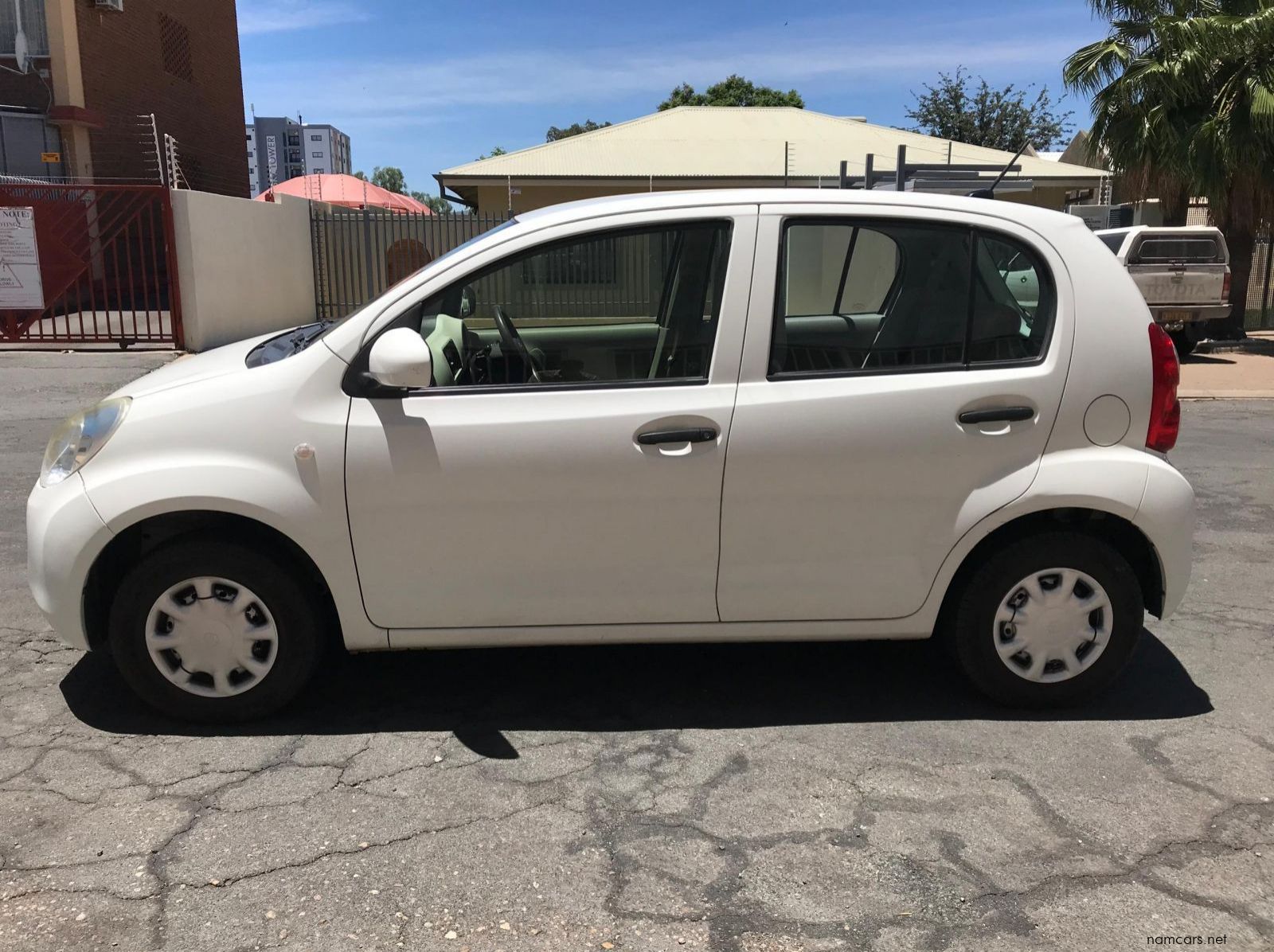 2012 Toyota Passo 1.lt  Auto H/Back pictures