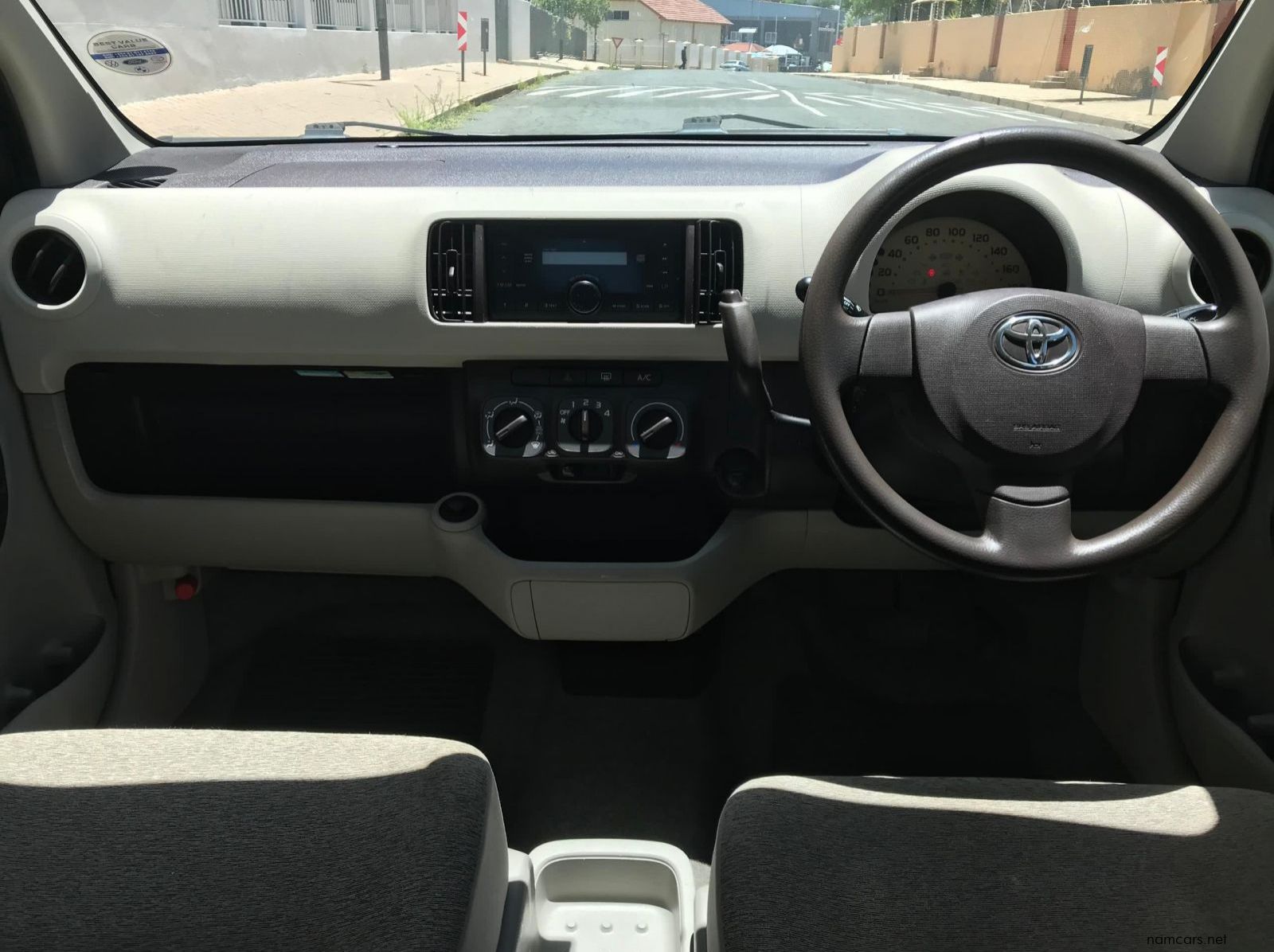 2012 Toyota Passo 1.lt  Auto H/Back pictures