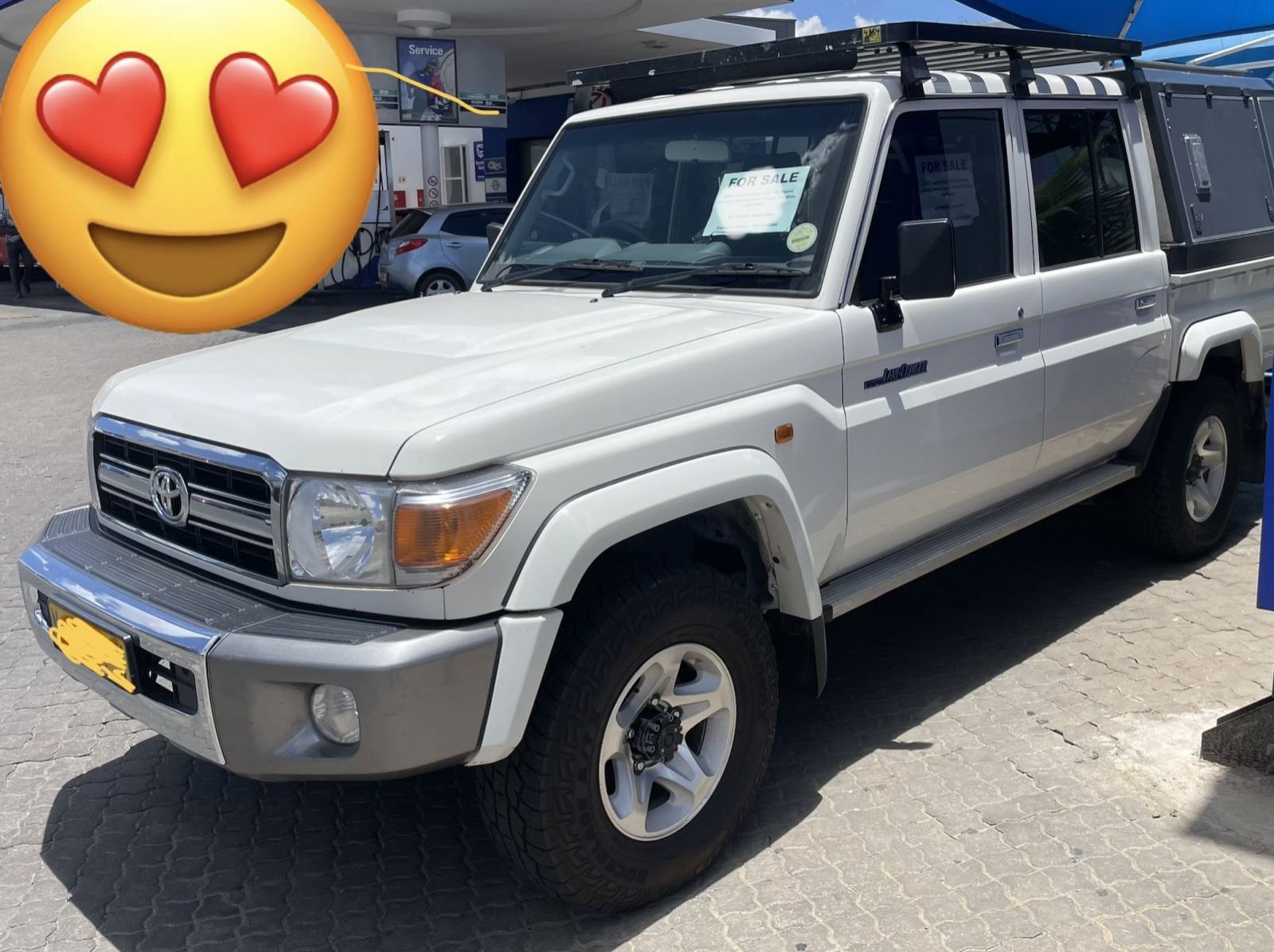 2023 Toyota Toyota Land Cruiser V6 Dcab 4x4 pictures
