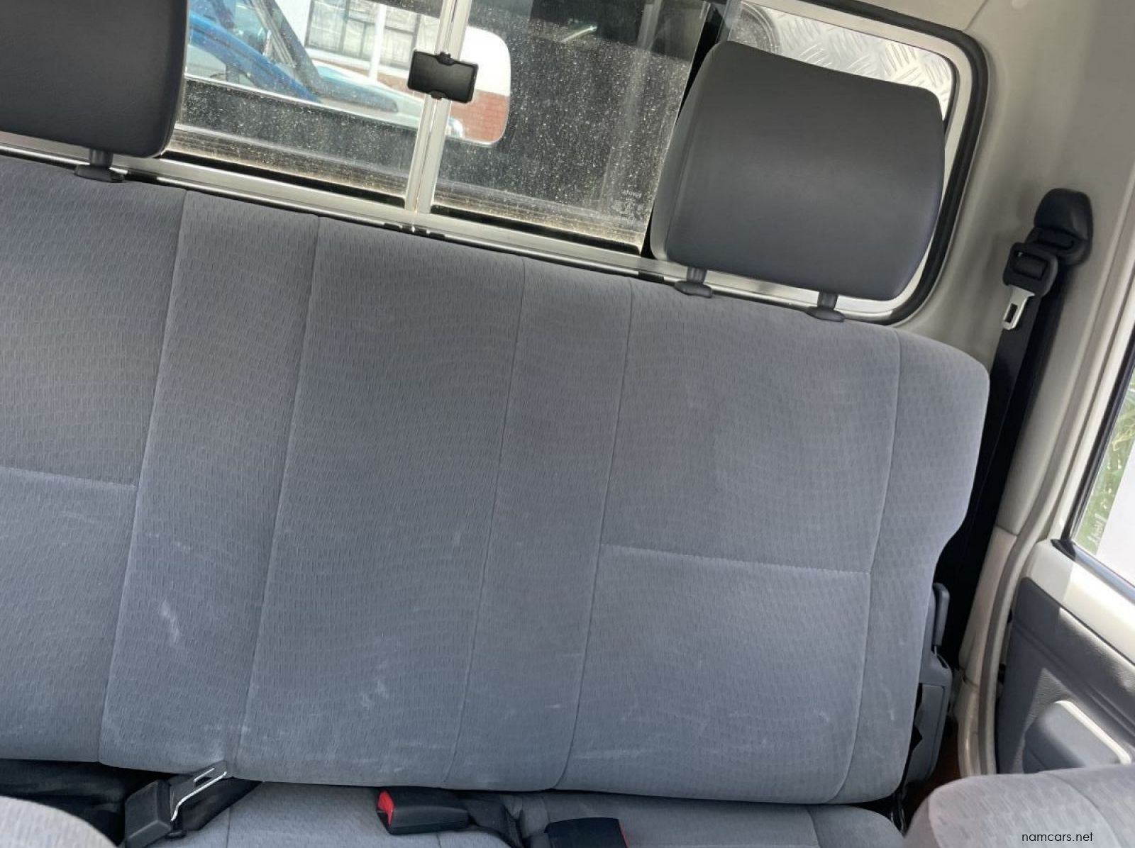 2023 Toyota Toyota Land Cruiser V6 Dcab 4x4 pictures