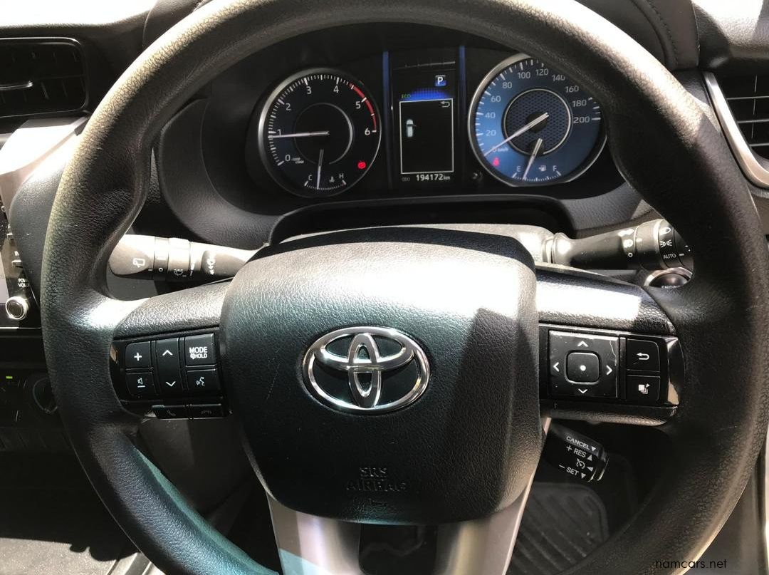 2022 Toyota Fortuner 2.4 GD6 Auto 4x4 (No-Deposit Deal) pictures