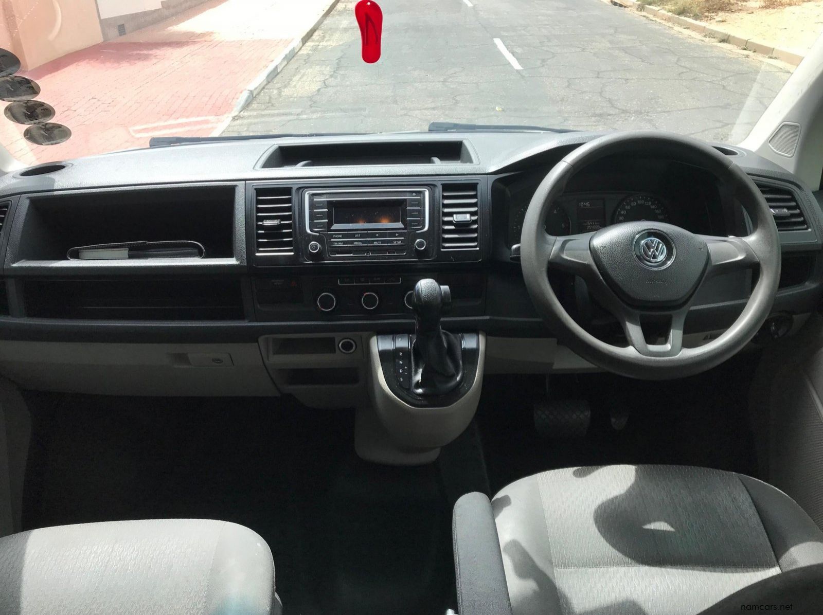 2018 Volkswagen Kombi 2lt Tdi T6 (No-Deposit Deal) Diesel DSG pictures
