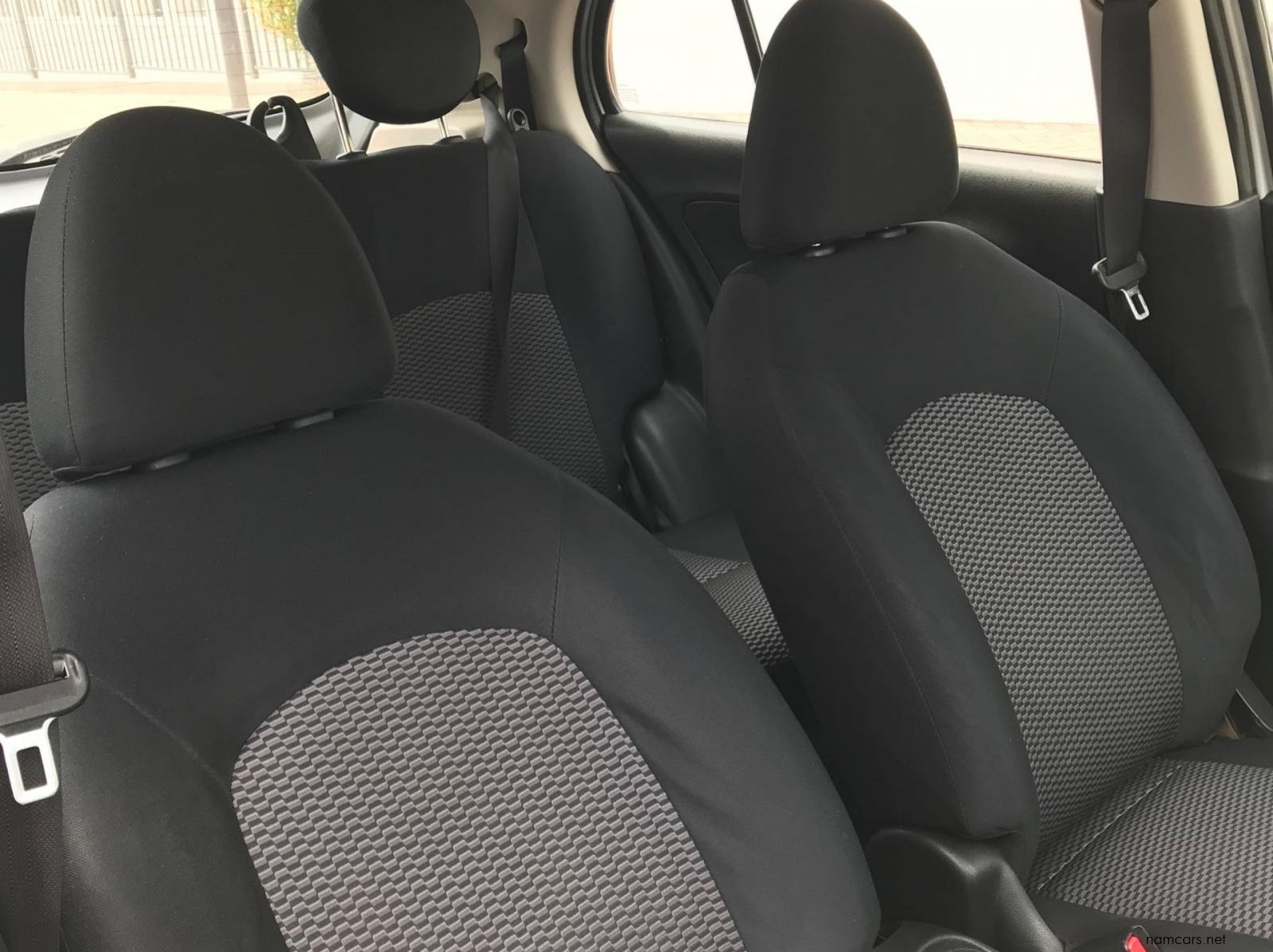 2013 Nissan Nissan March 1.2 H/B Auto pictures