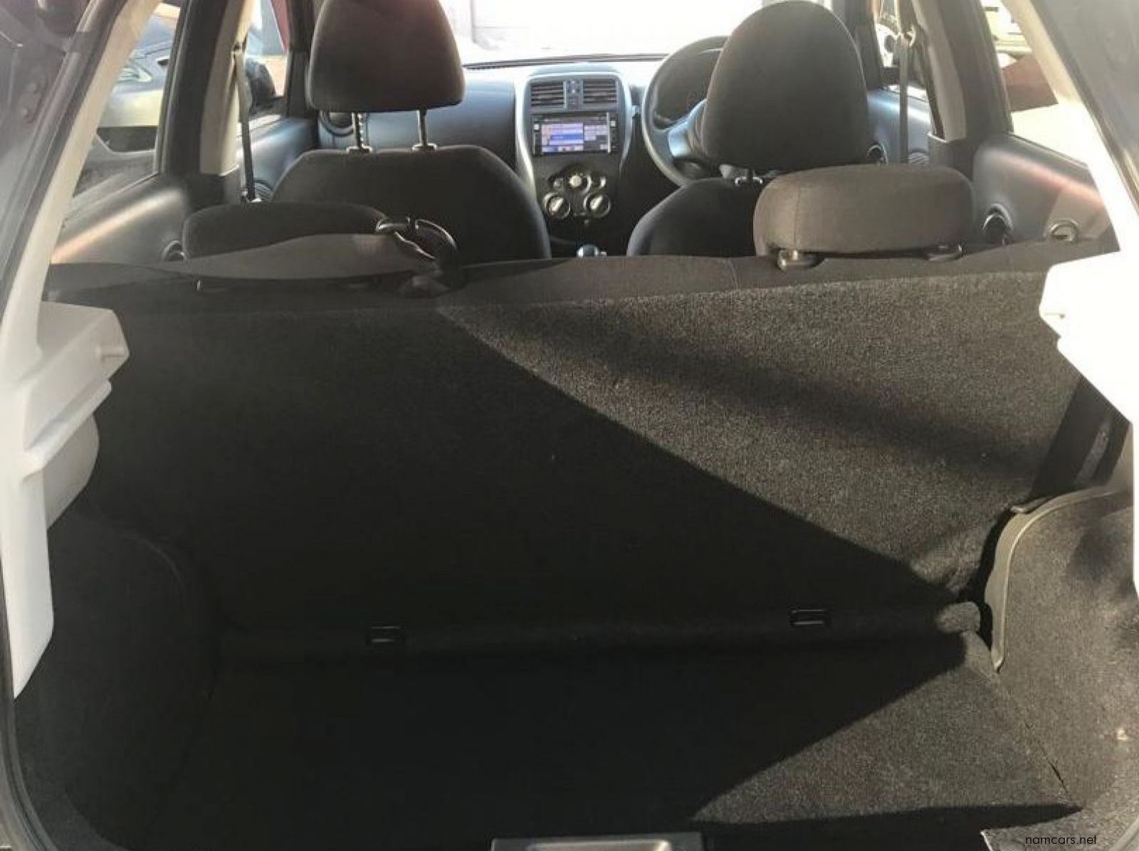 2014 Nissan Nissan March pictures