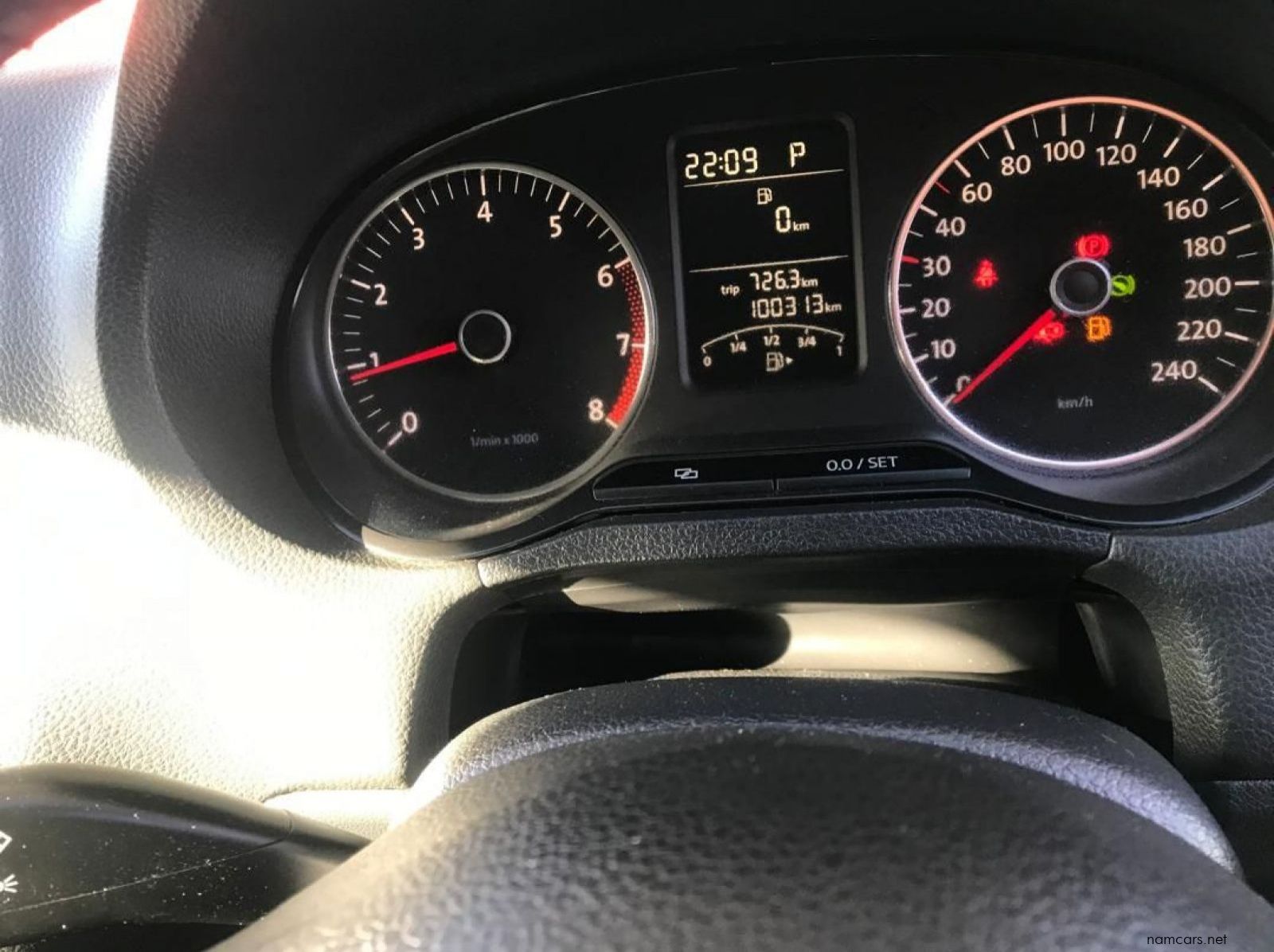 2014 Nissan Nissan March pictures