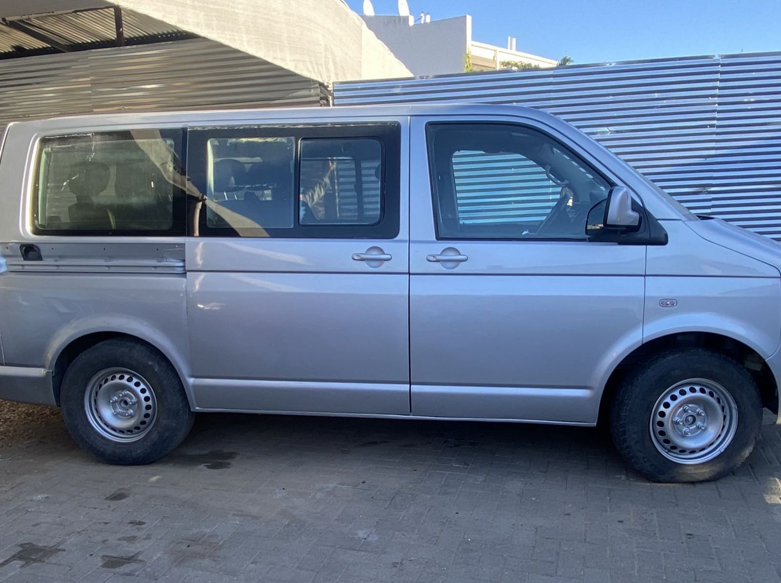 2008 Volkswagen Kombi 1.9Tdi pictures