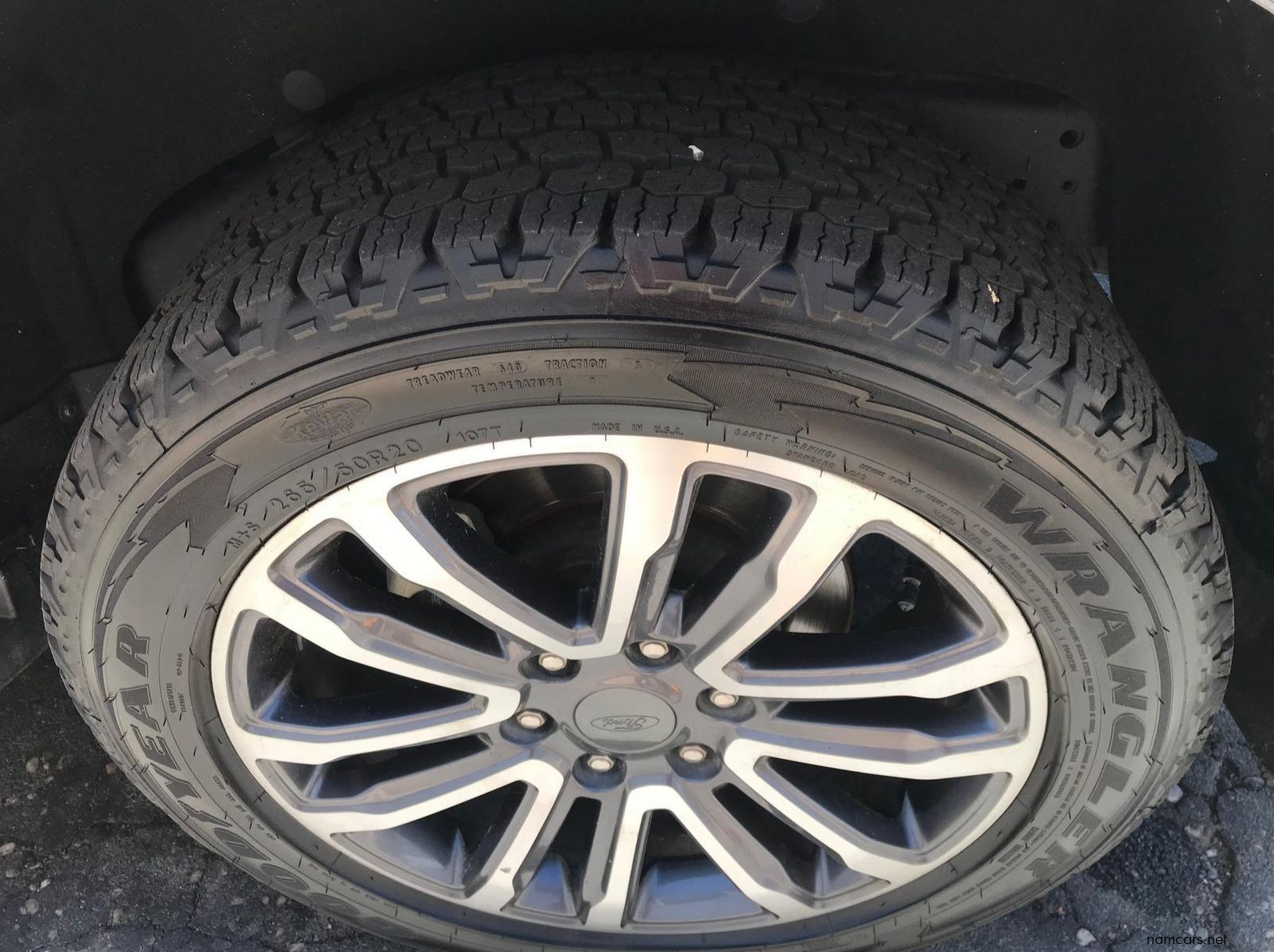 2019 Ford Everest 2lt Bi-turbo 4x4 Limited pictures