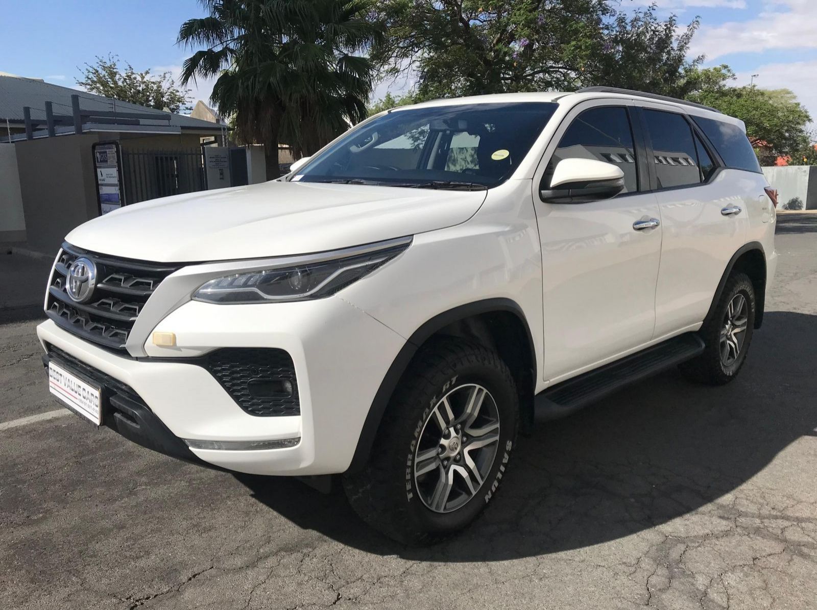 2022 Toyota Fortuner 2.4 GD6 Auto 4x4 (No-Deposito) pictures