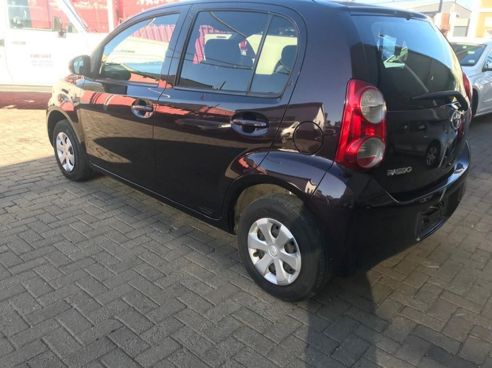 2013 Toyota Toyota Passo 1.2 HBack pictures