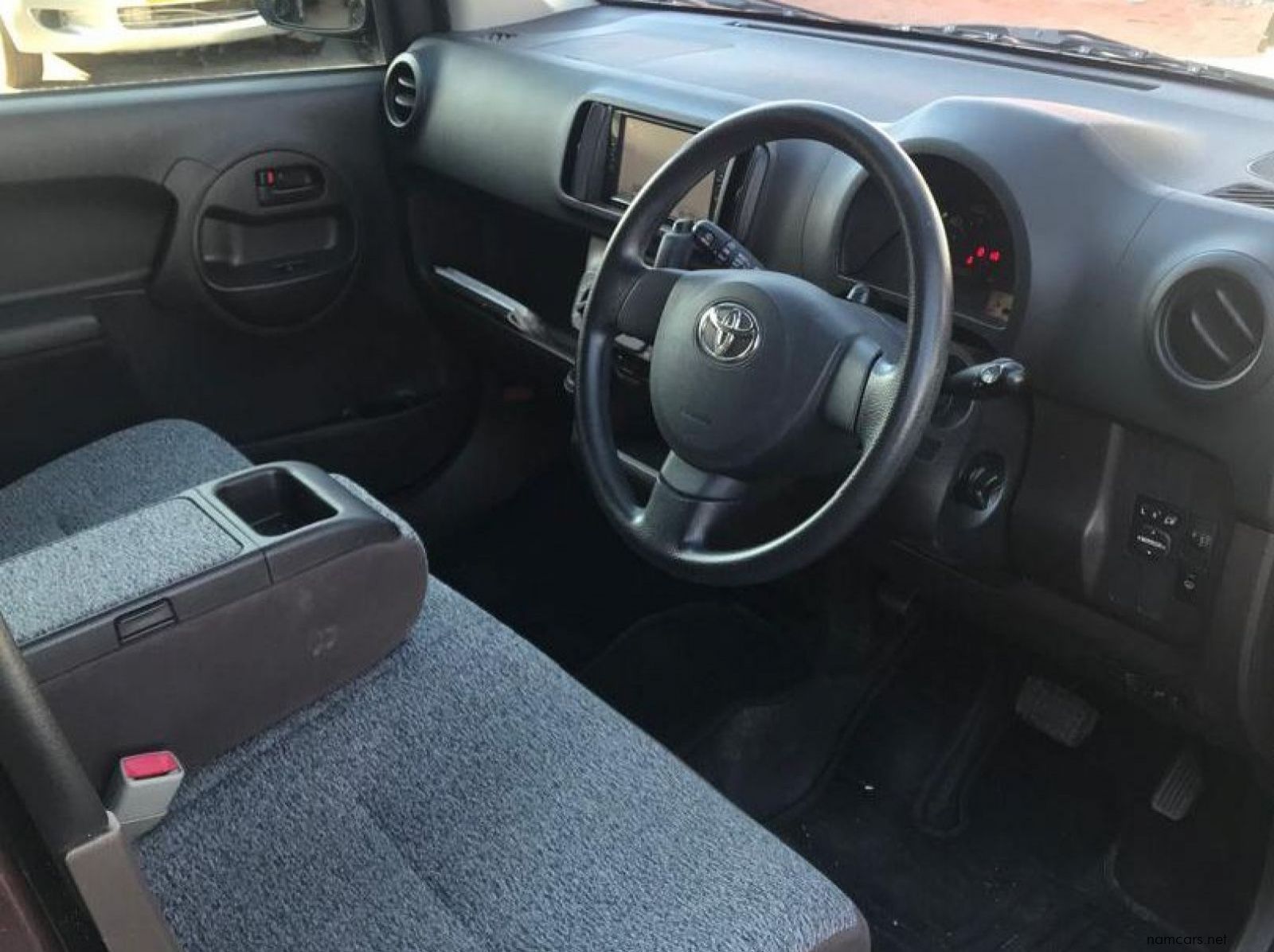 2013 Toyota Toyota Passo 1.2 HBack pictures