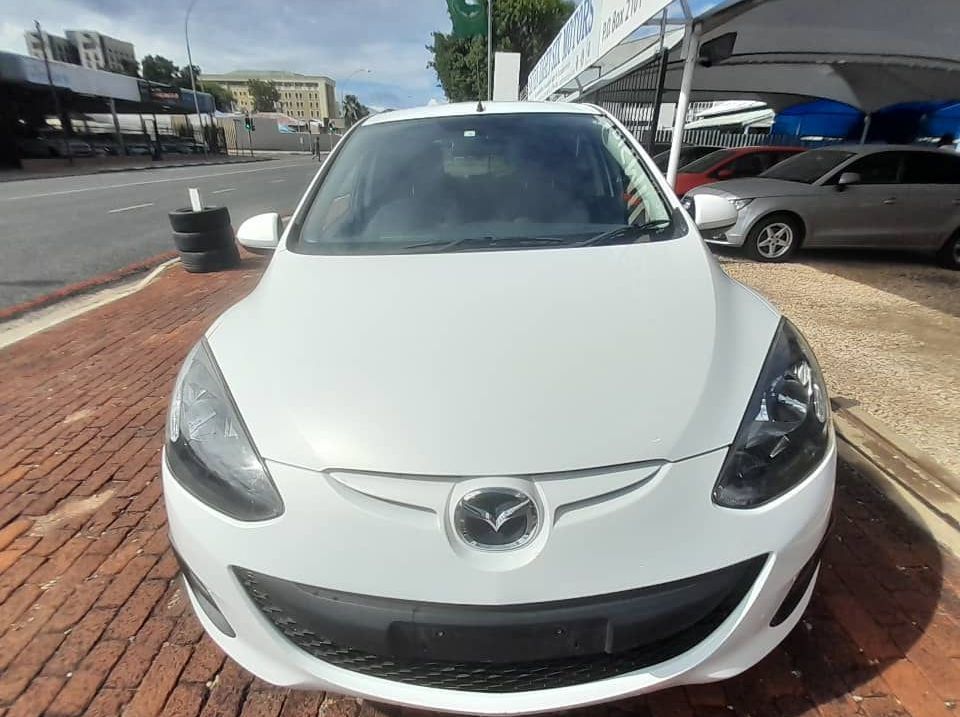 2012 Mazda DEMIO pictures