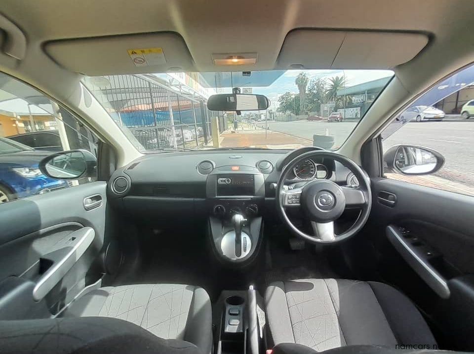 2012 Mazda DEMIO pictures