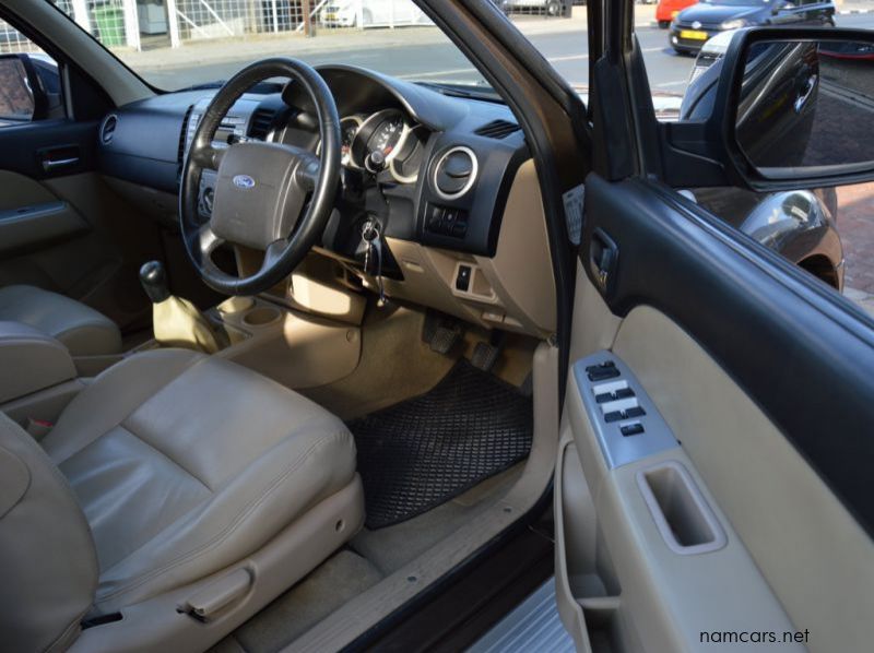 2009 Ford Everest pictures