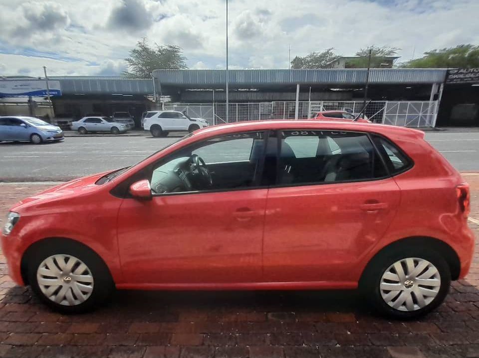 2012 Volkswagen POLO TSI pictures