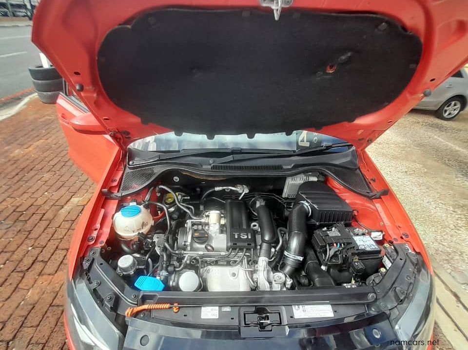 2012 Volkswagen POLO TSI pictures