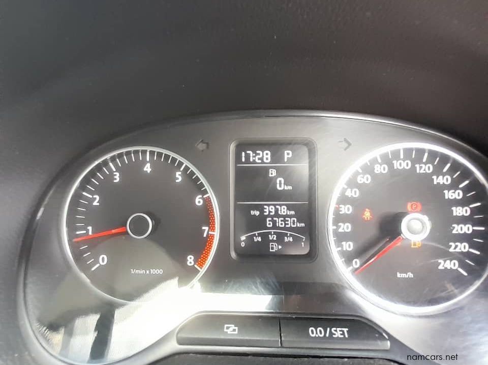 2012 Volkswagen POLO TSI pictures