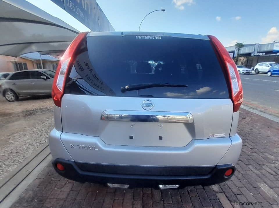 2011 Nissan X-TRAIL pictures