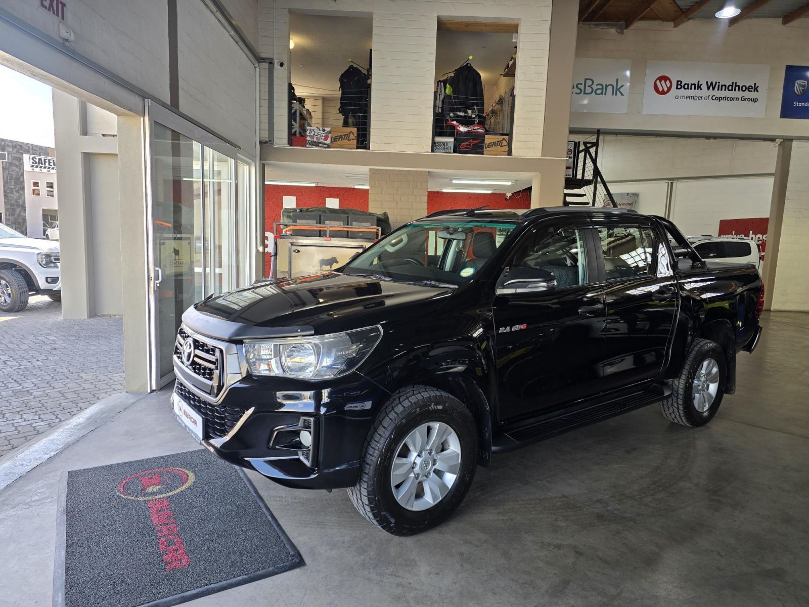 2019 Toyota Toyota HILUX 2.4 GD6 SRX 4X2 D/CAB M/T photo