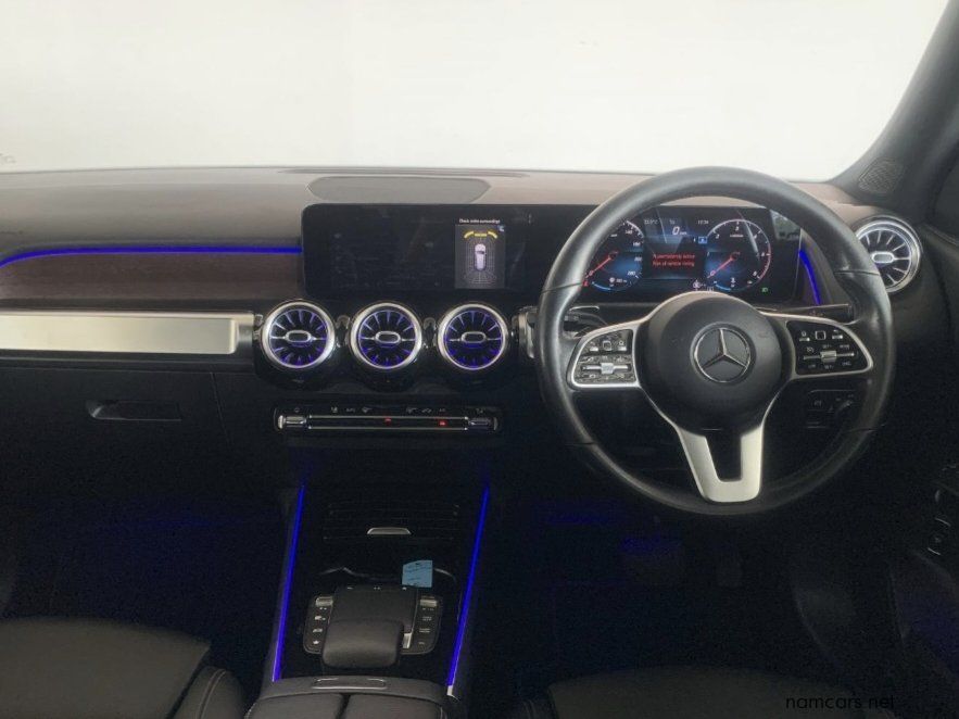 2021 Mercedes-Benz GLB 220d 4Matic photo