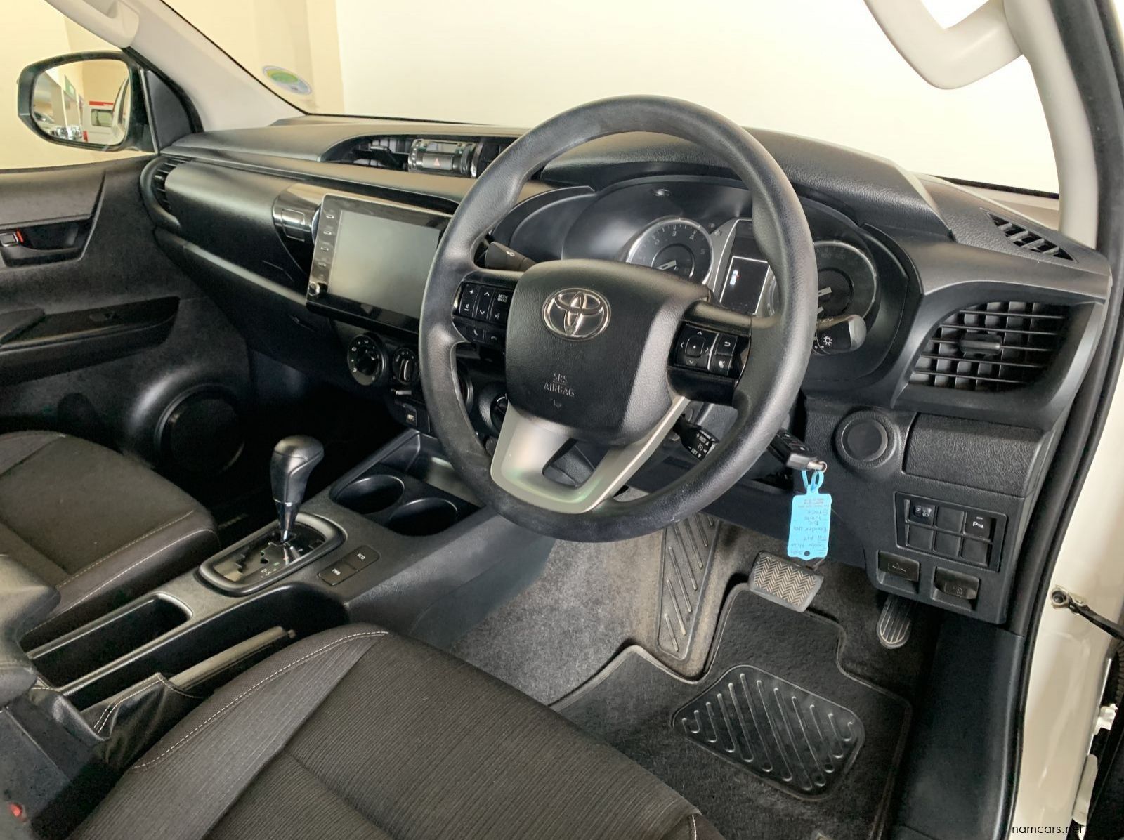 2024 Toyota Hilux 2.4 GD-6 4x4 A/T pictures