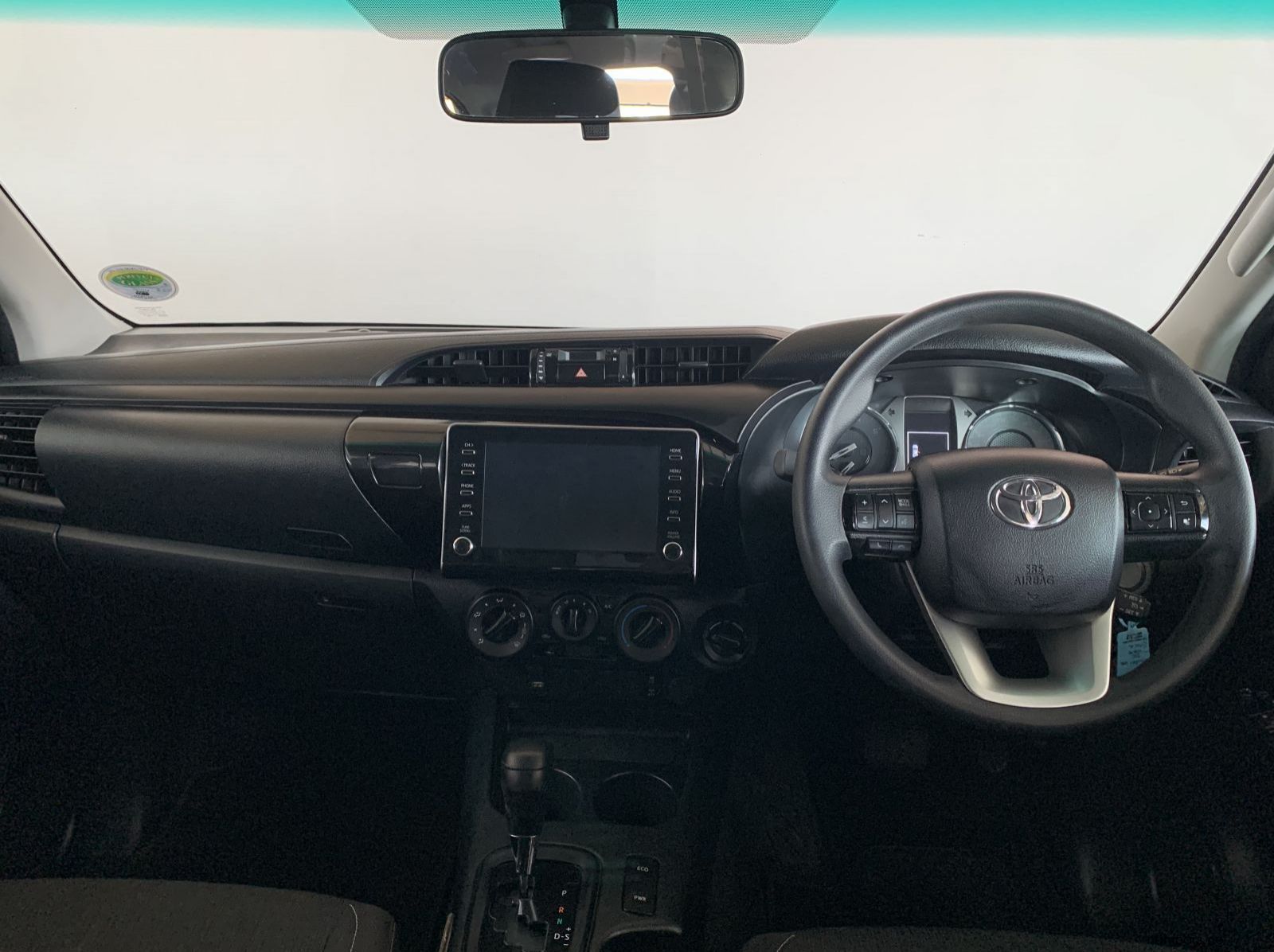 2024 Toyota Hilux 2.4 GD-6 4x4 A/T pictures