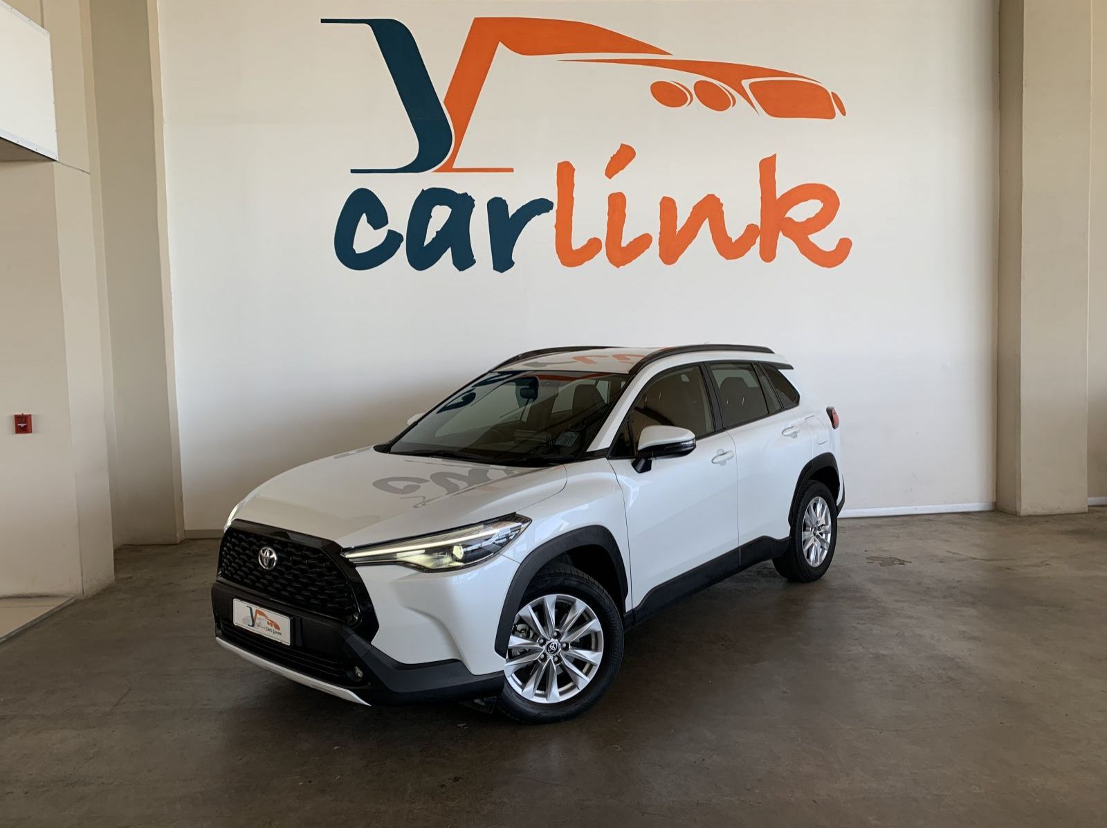 2023 Toyota Corolla Cross 1.8 Xs CVT pictures