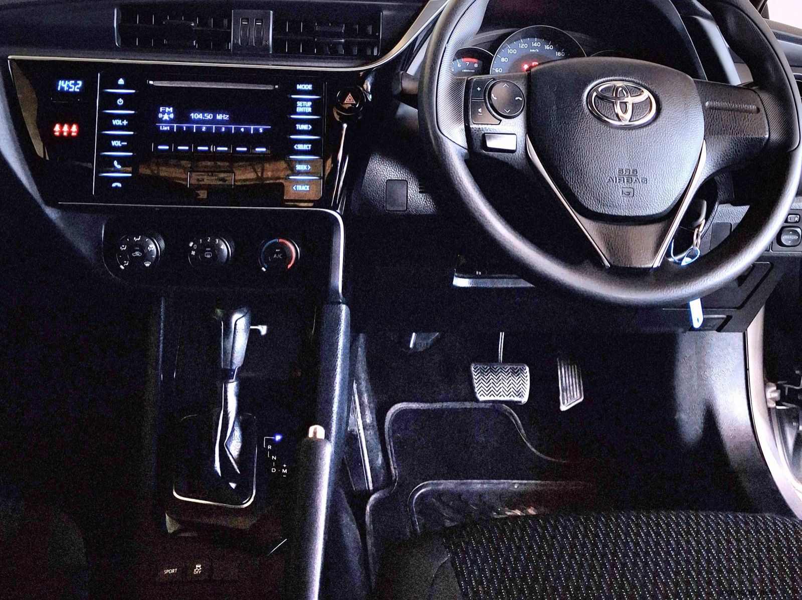 2020 Toyota Corolla Quest 1.8 Plus CVT A/T pictures