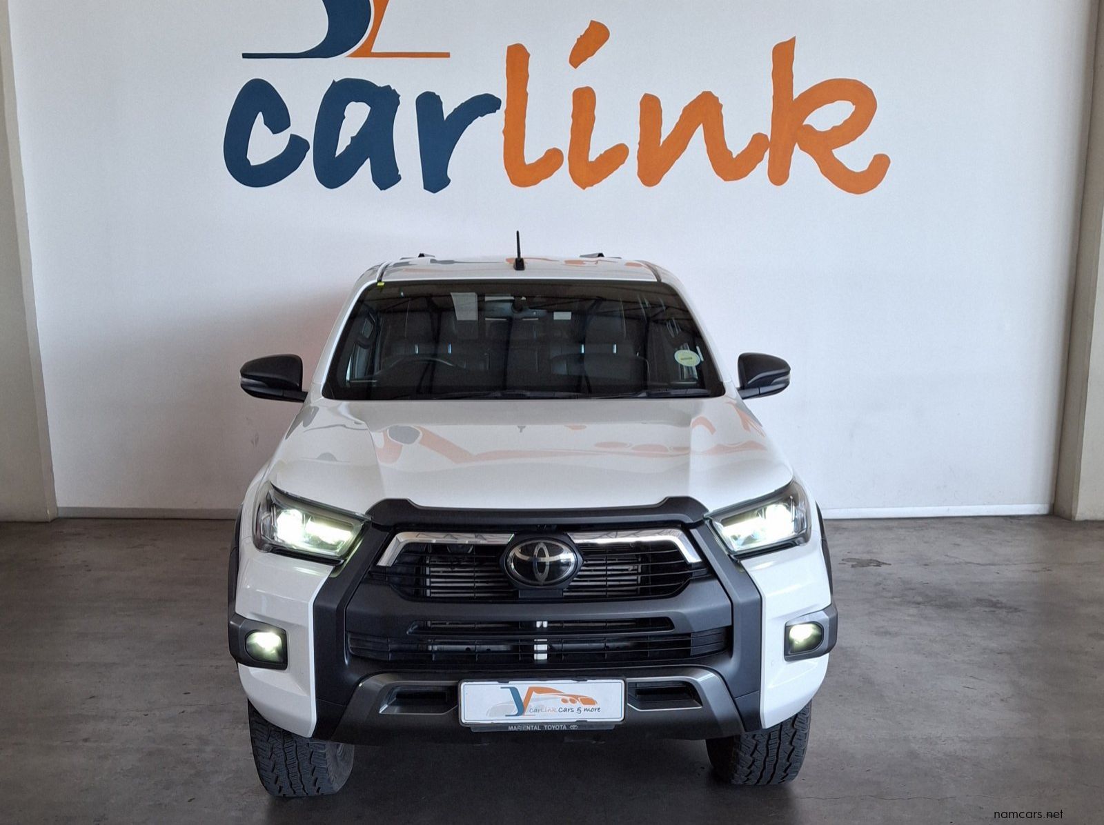 2023 Toyota Hilux 2.8 GD6 RB Legend A/T 4x2 pictures