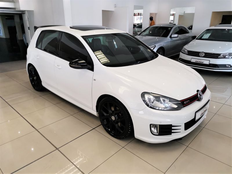 VOLKSWAGEN GOLF VI GTI 2.0 TSI 210 DSG6 - VT MOTORS