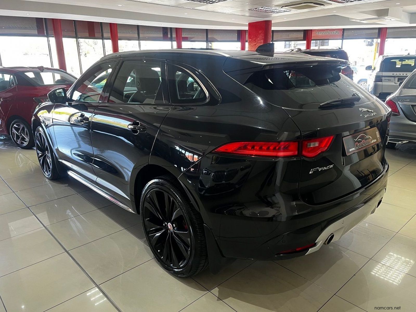 2017 Jaguar Jaguar F-pace 3.0 V6 S/c Awd S photo