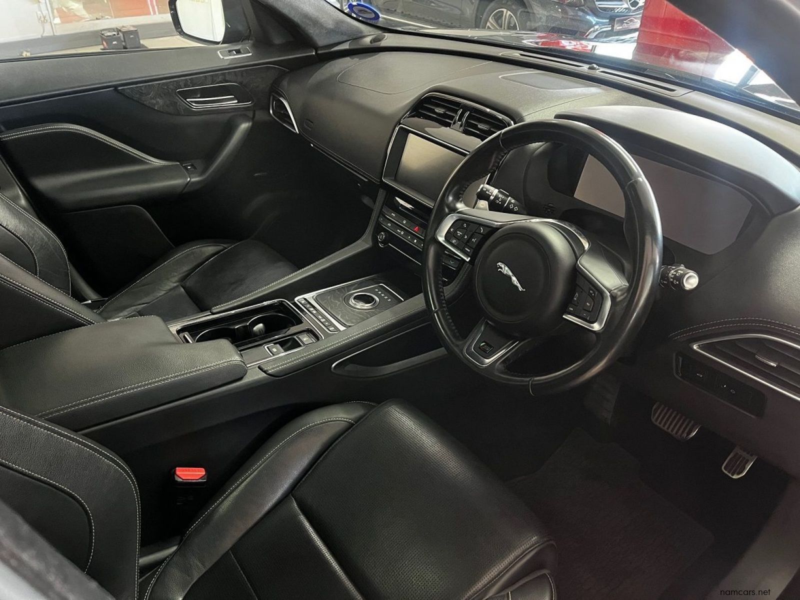 2017 Jaguar Jaguar F-pace 3.0 V6 S/c Awd S photo