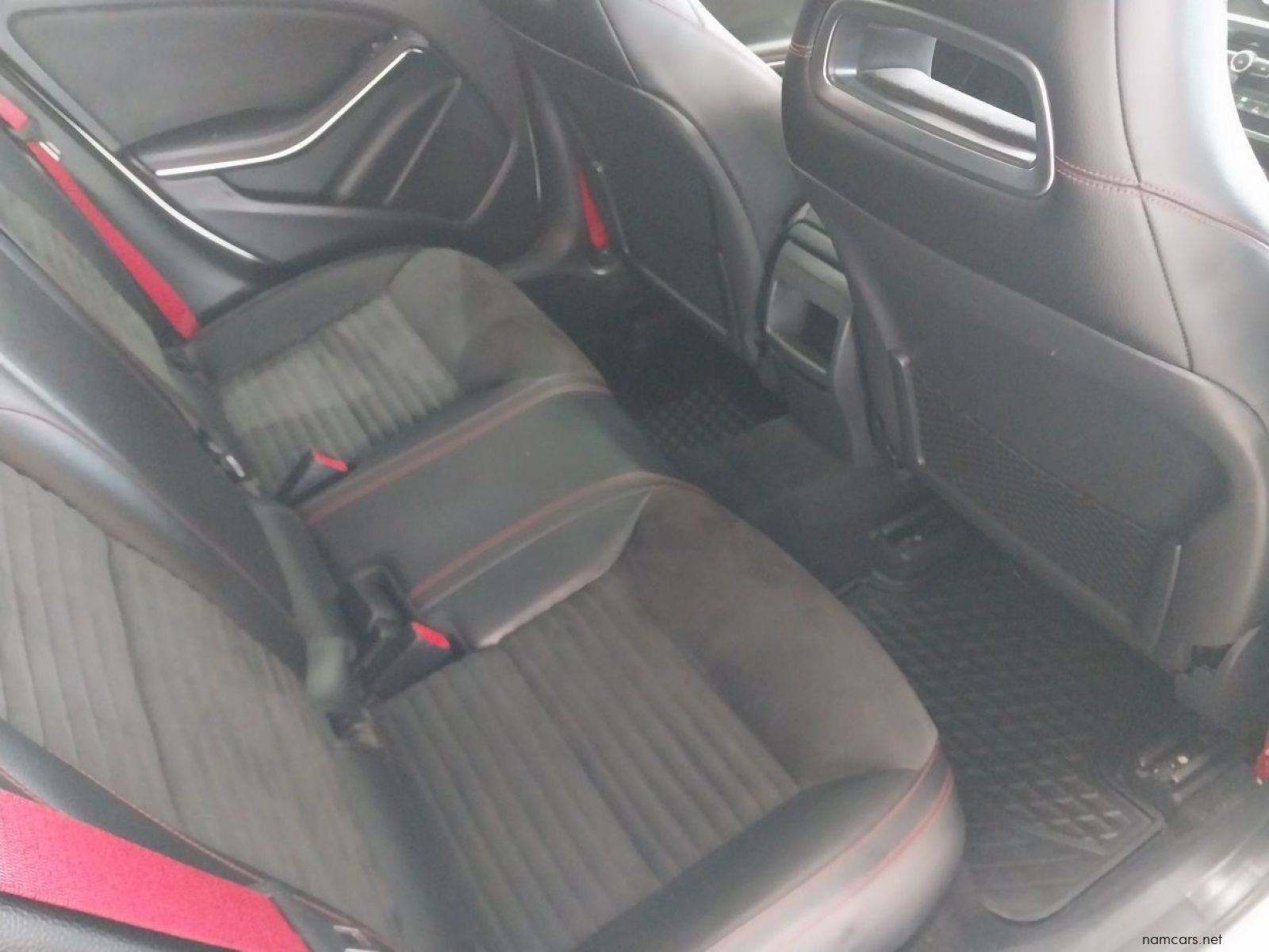 2014 Mercedes-Benz A250 Sport A/T photo