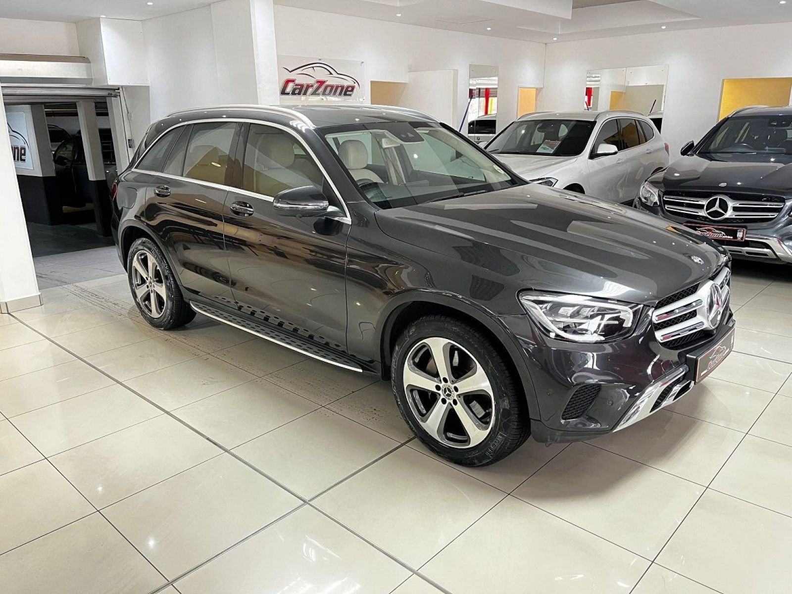 Mercedes-Benz Glc 300d 4matic in Namibia