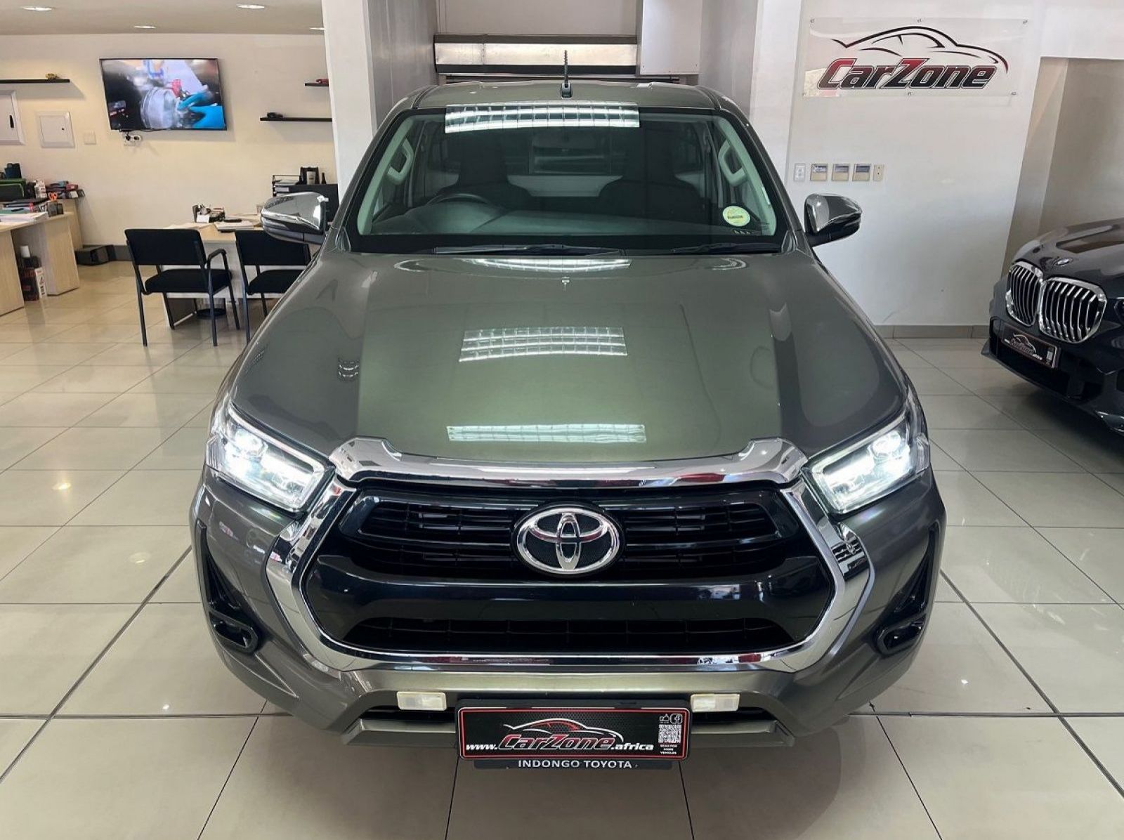2022 Toyota Hilux 2.8 Gd-6 Rb Raider A/t P/u S/c pictures