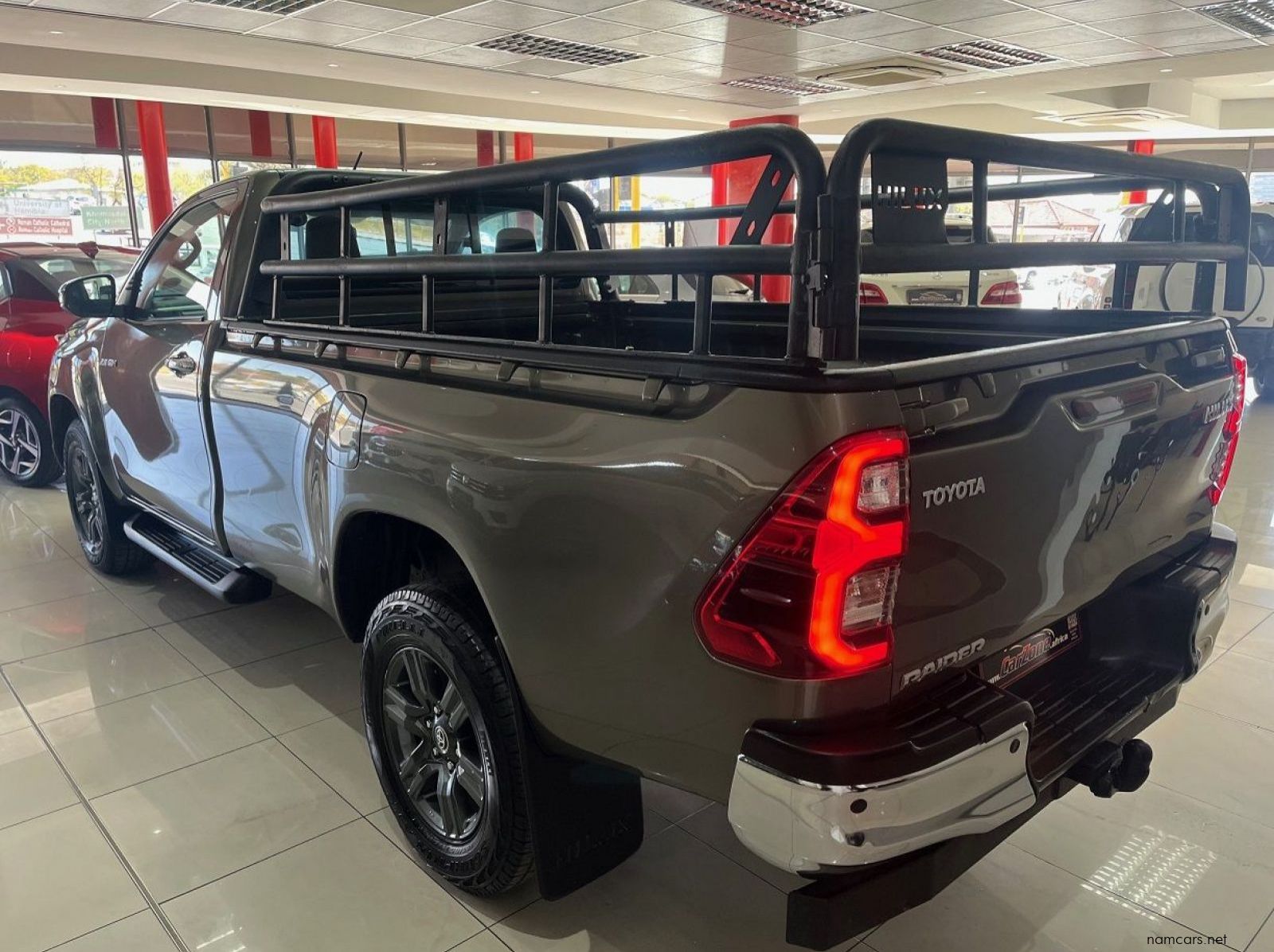 2022 Toyota Hilux 2.8 Gd-6 Rb Raider A/t P/u S/c pictures