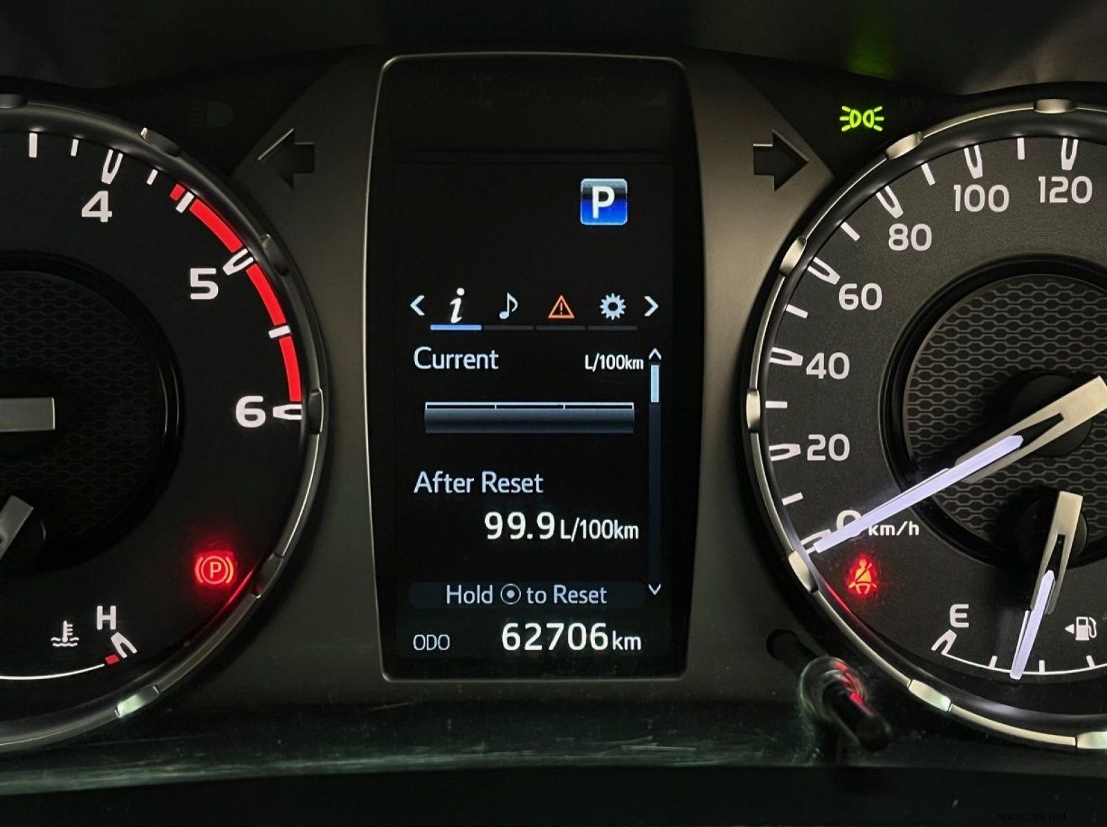 2022 Toyota Hilux 2.8 Gd-6 Rb Raider A/t P/u S/c pictures