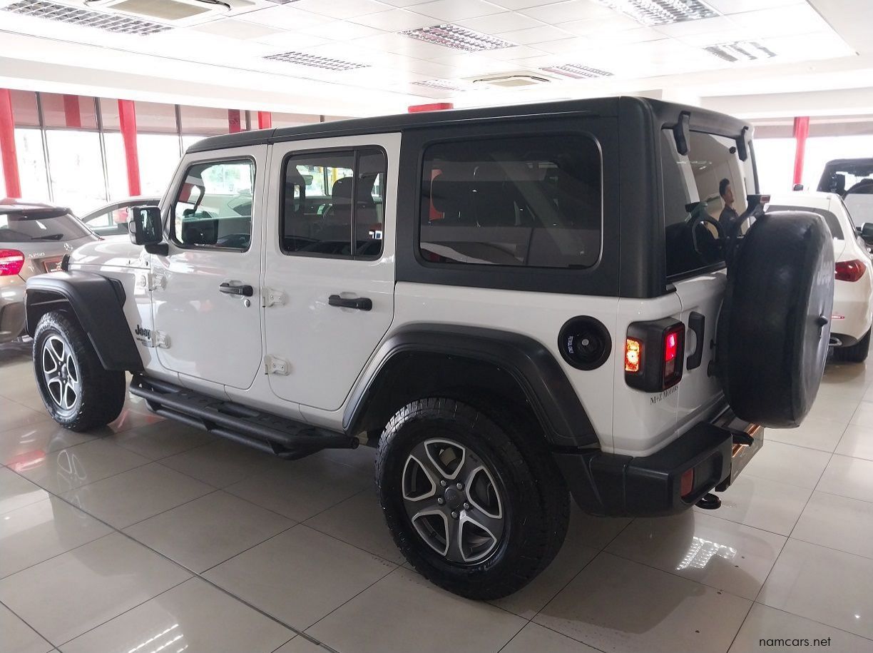2021 Jeep Jeep Wrangler 3.6 Sport AT pictures
