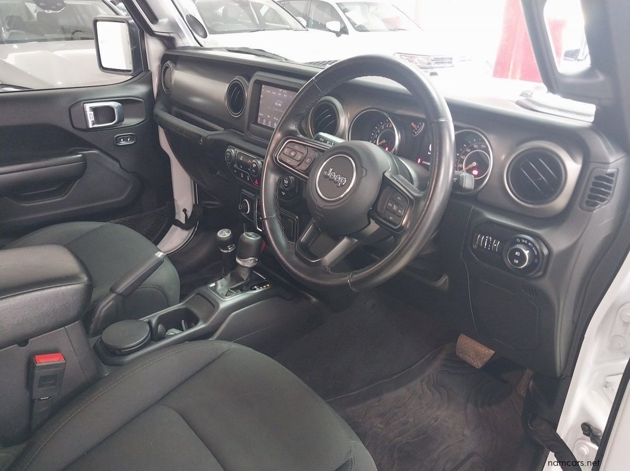 2021 Jeep Jeep Wrangler 3.6 Sport AT pictures