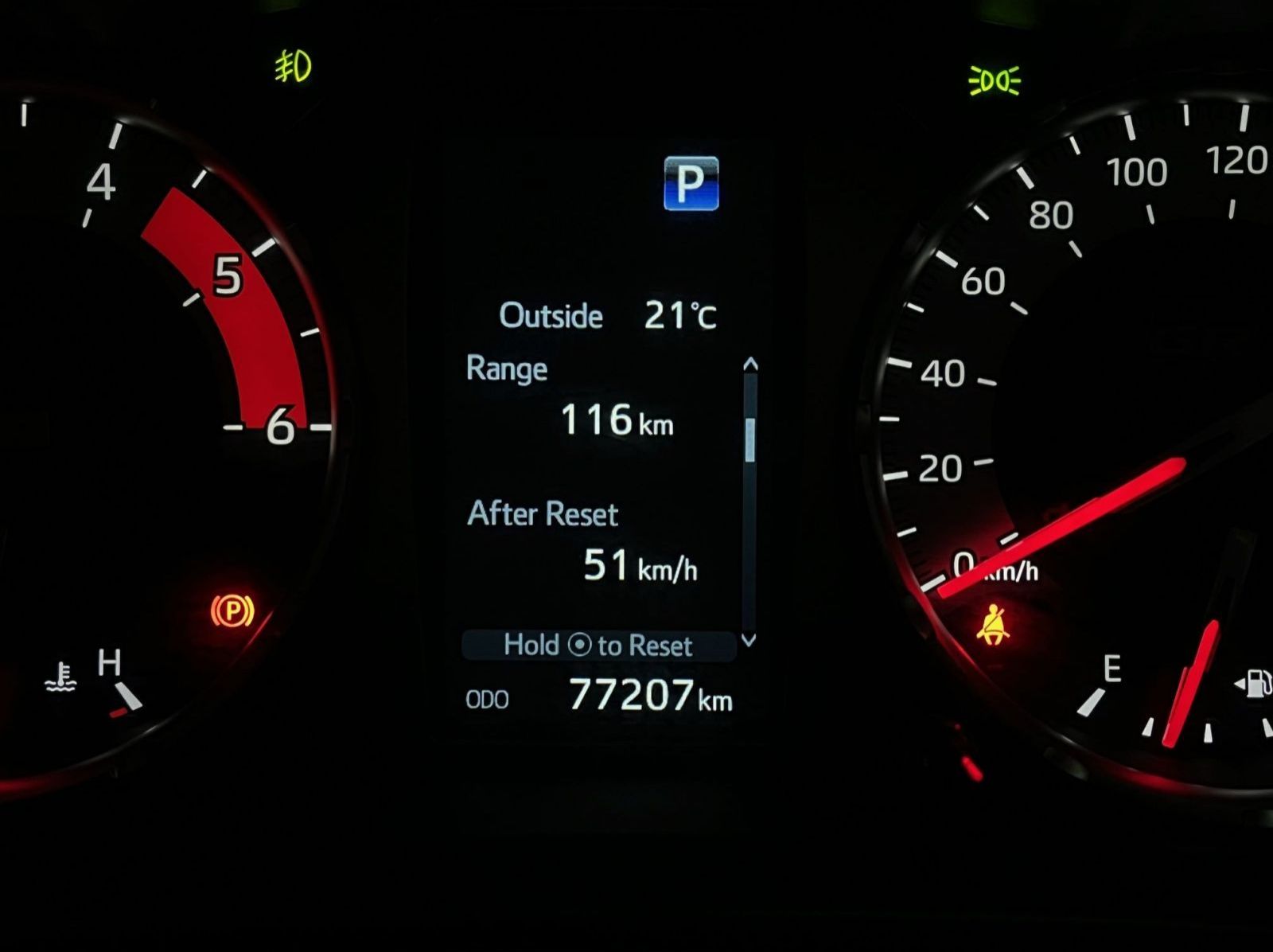 2022 Toyota Hilux 2.8 GD-6 GR-S 4x4 A/T D/C pictures