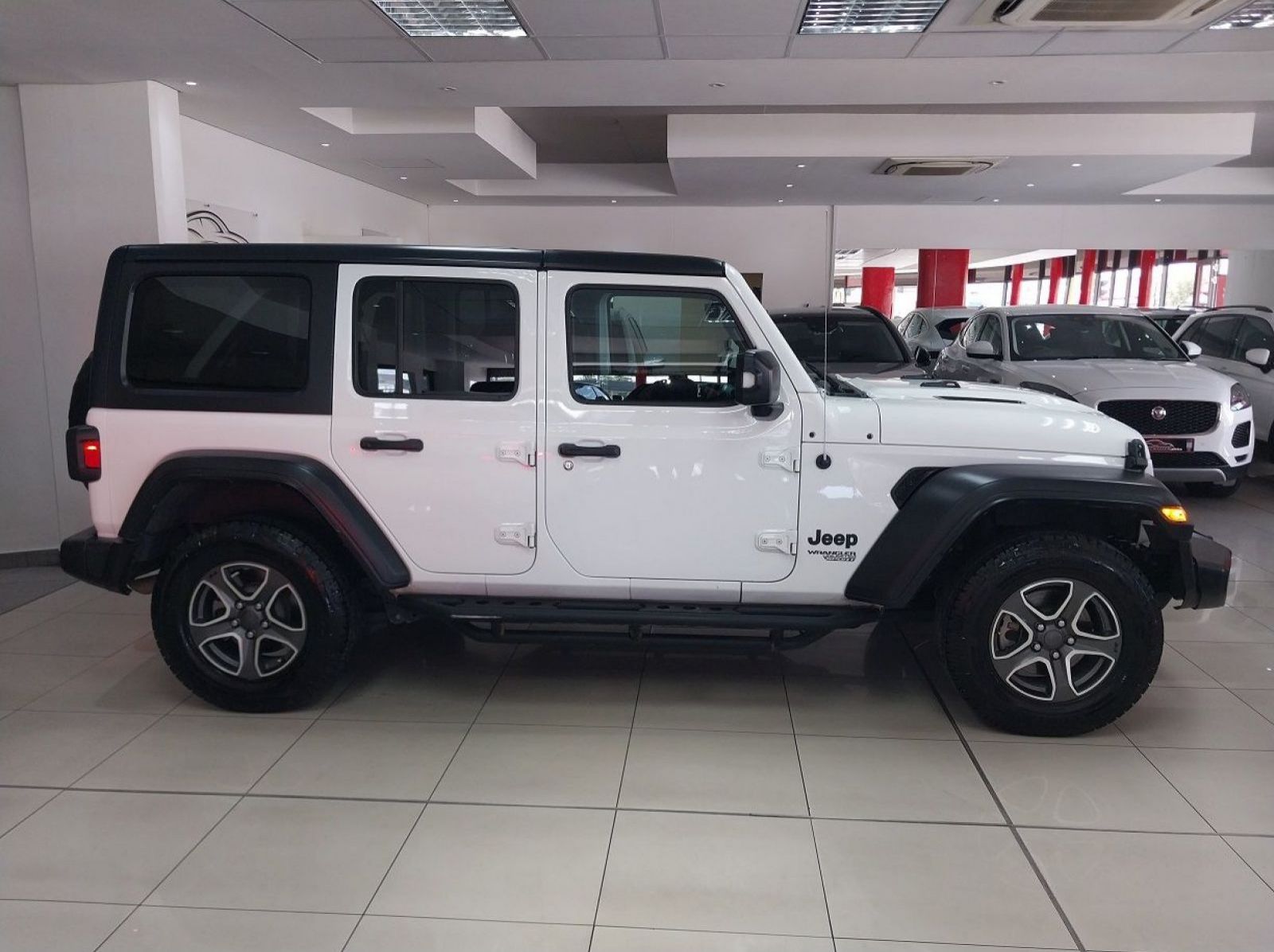 2021 Jeep Wrangler 3.6 V6 Sport A/T pictures