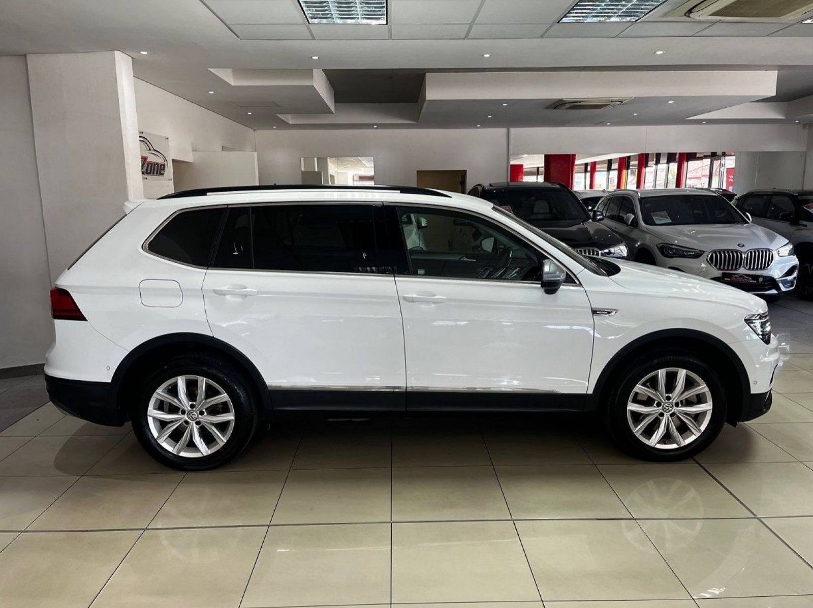 2020 Volkswagen Tiguan Allspace 2.0 Tsi C/line 4Mot Dsg pictures