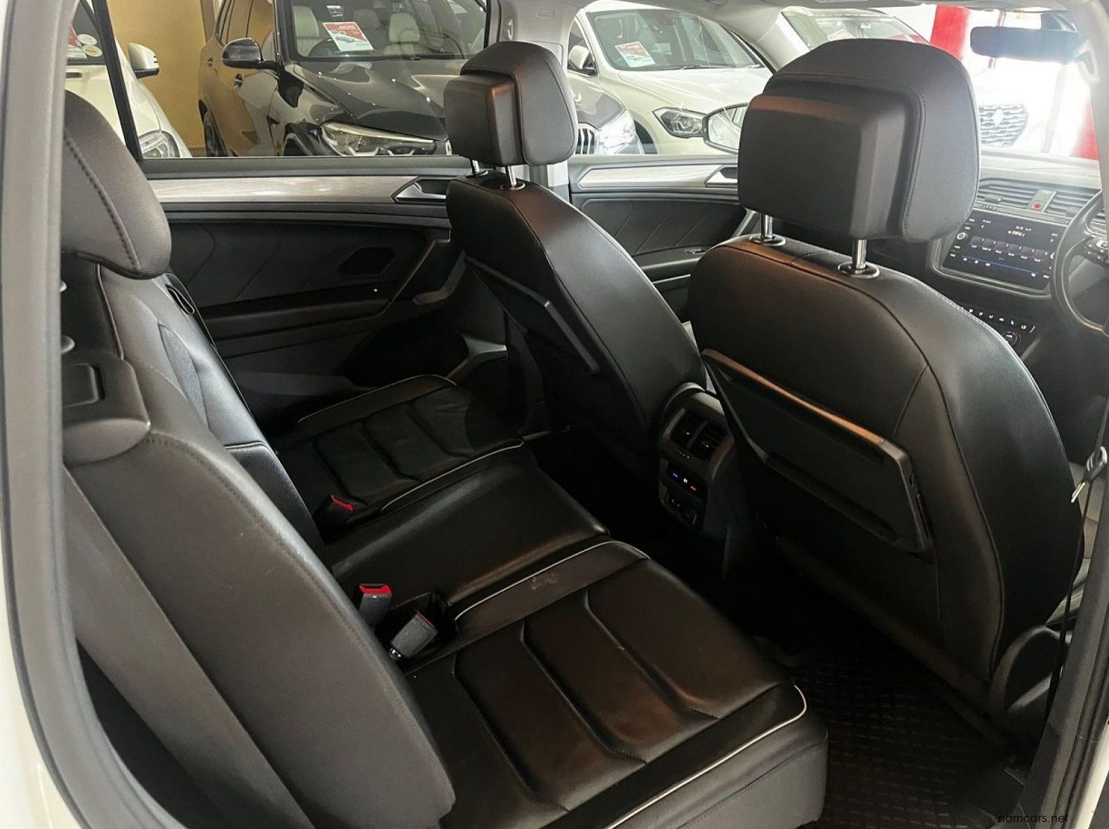 2020 Volkswagen Tiguan Allspace 2.0 Tsi C/line 4Mot Dsg pictures