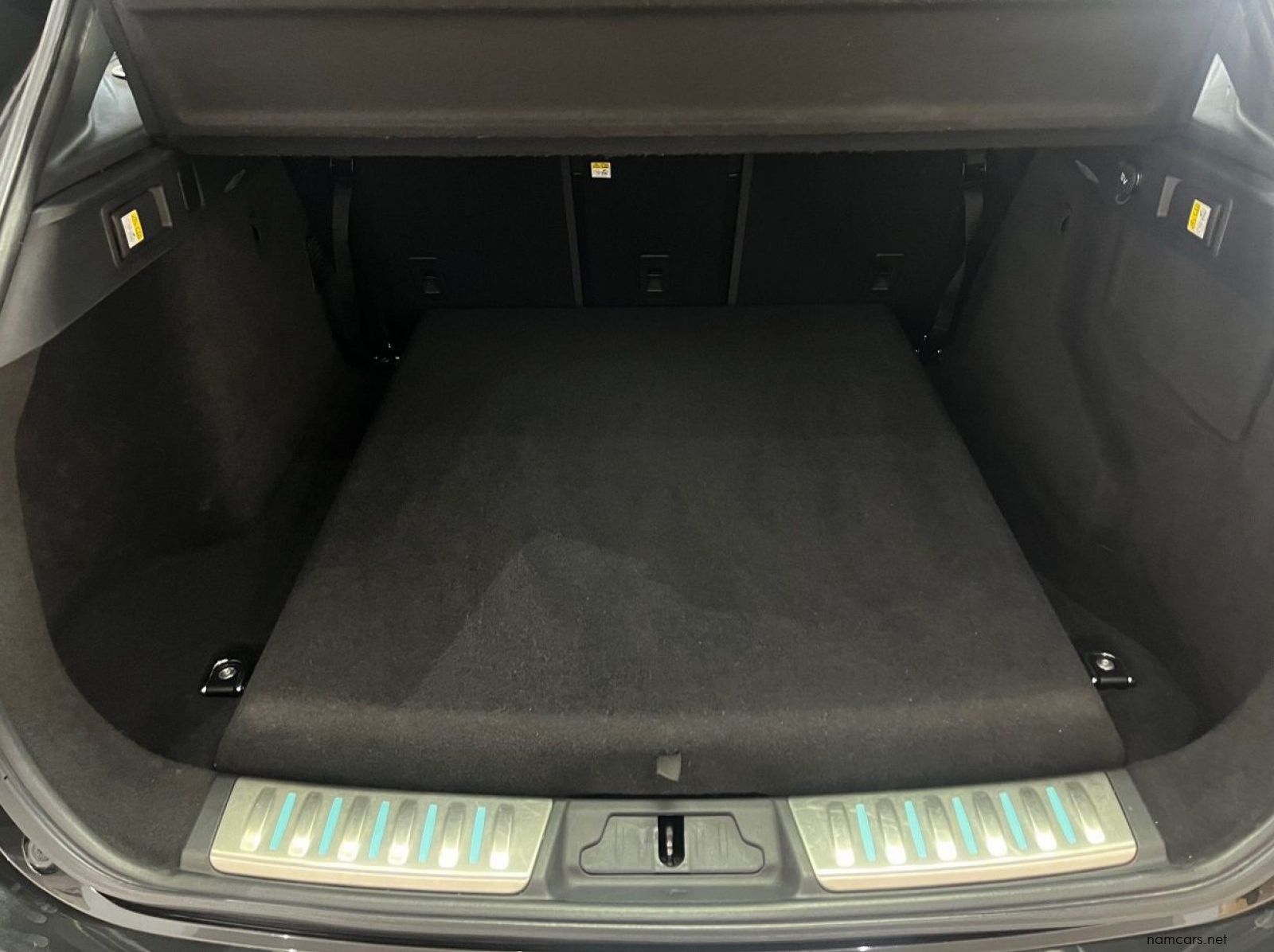 2017 Jaguar Jaguar F-pace 3.0 V6 S/c Awd S pictures