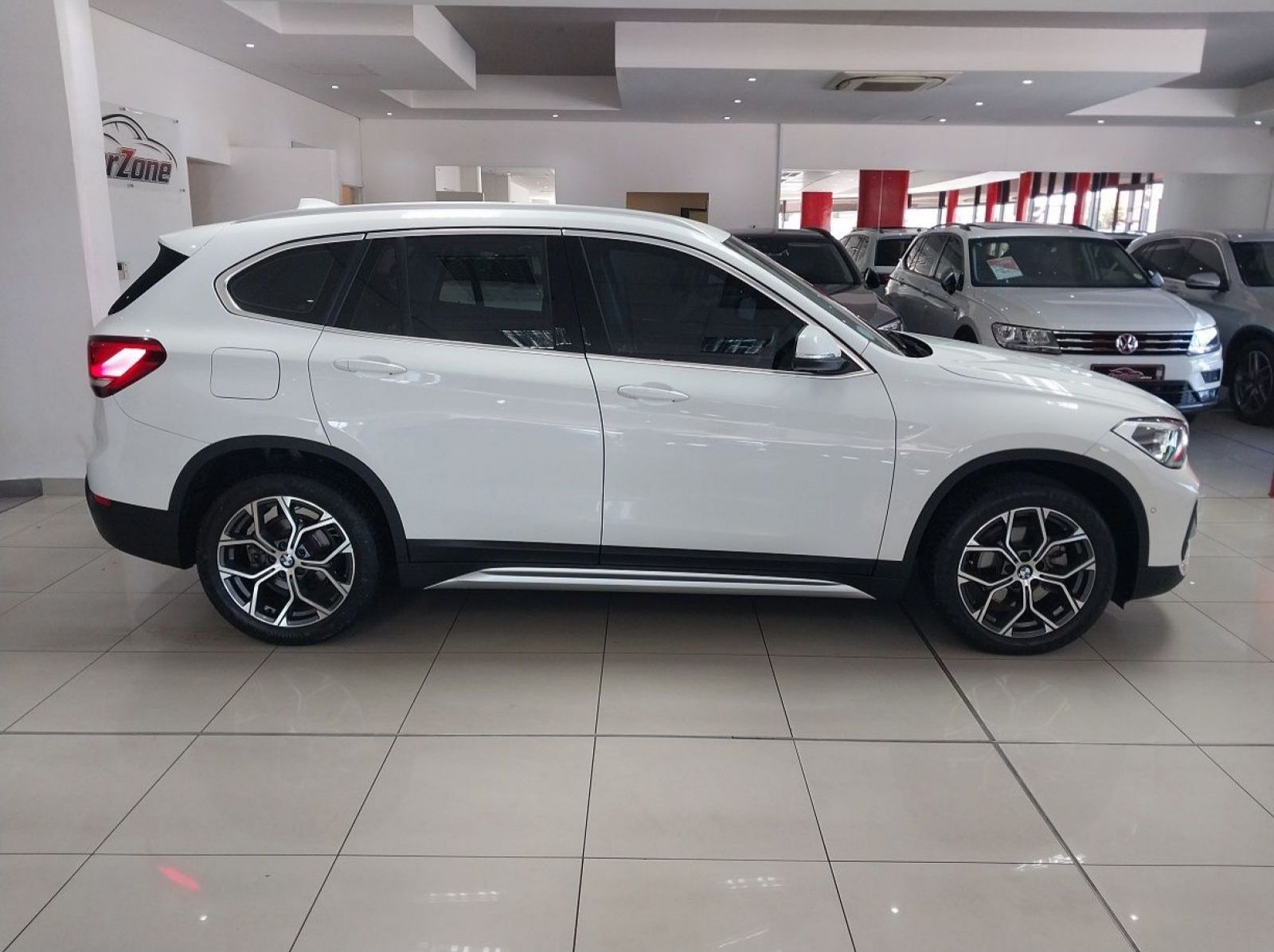 2020 BMW X1 Sdrive 18D A/T pictures