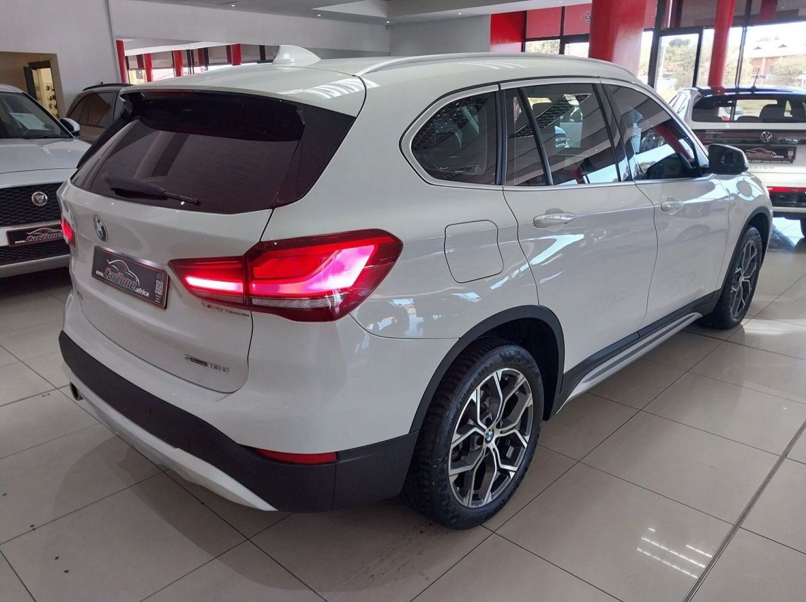 2020 BMW X1 Sdrive 18D A/T pictures