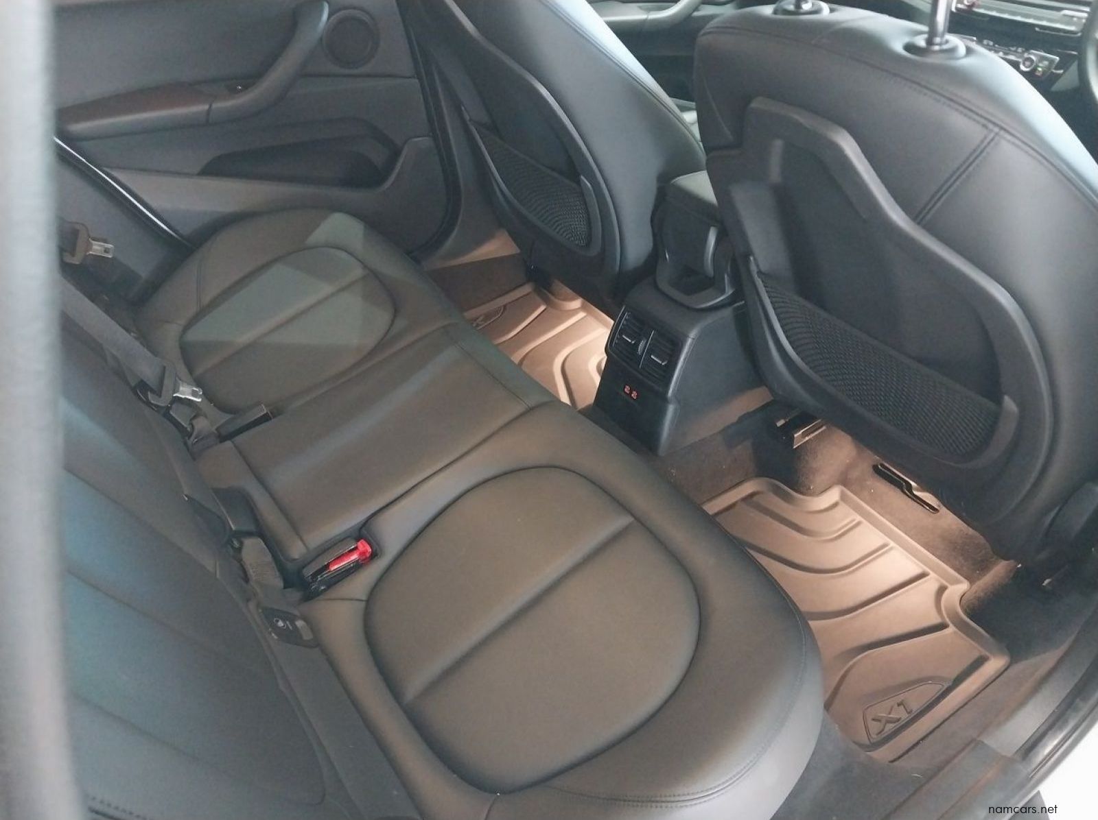 2020 BMW X1 Sdrive 18D A/T pictures