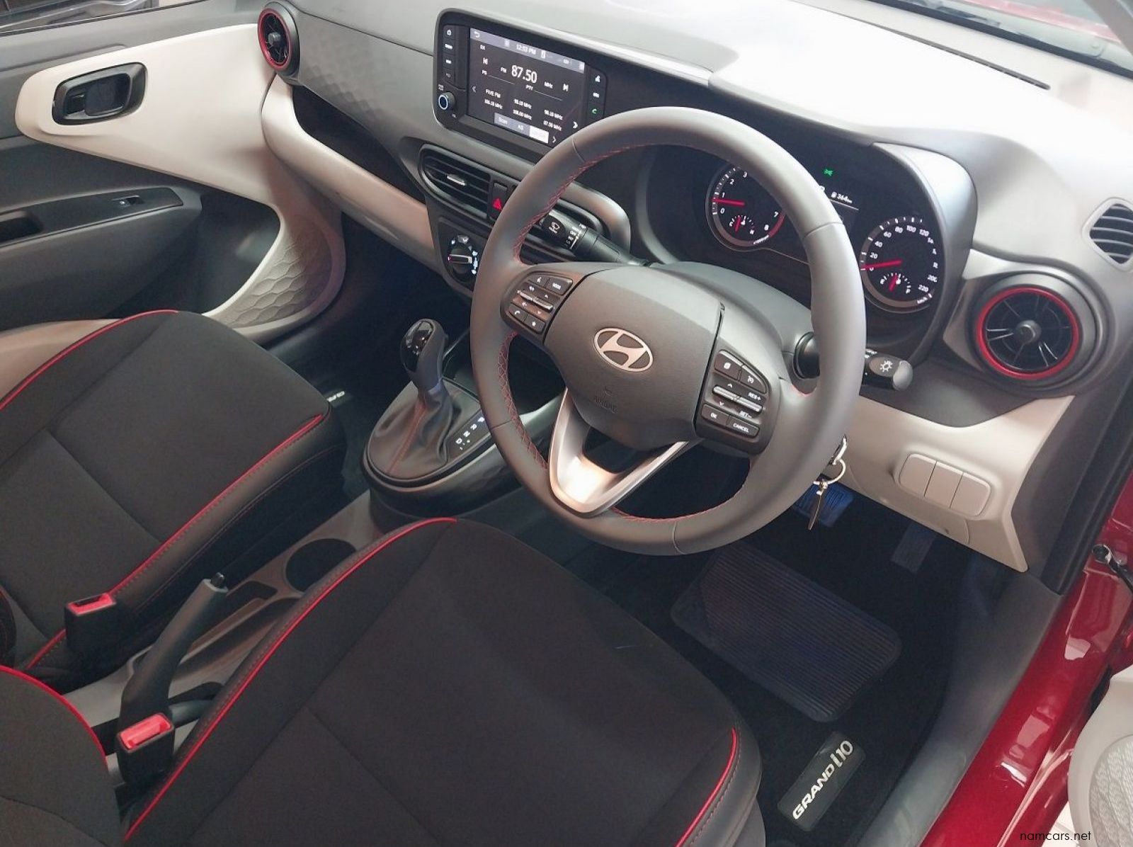 2025 Hyundai Hyuandai Grand i10 1.2 Executive AT pictures