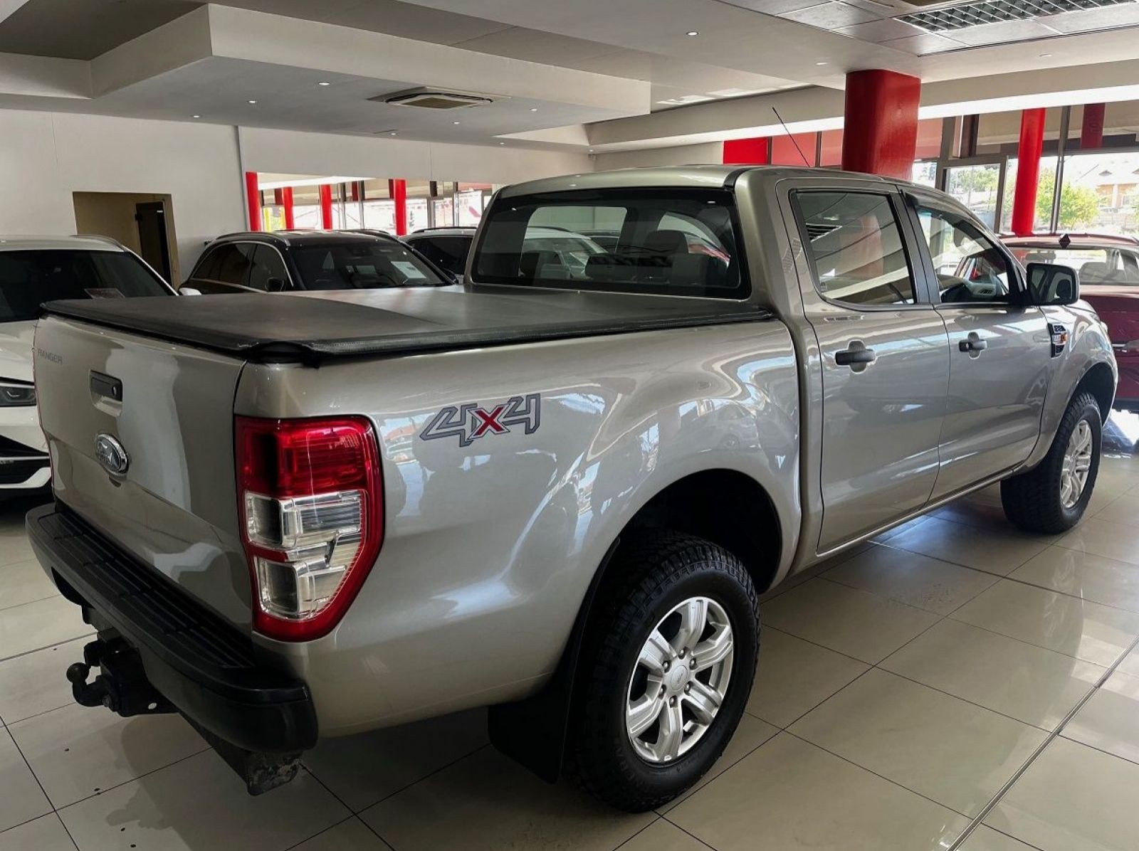 2017 Ford Ranger 2.2tdci Xl 4x4 P/u D/c pictures