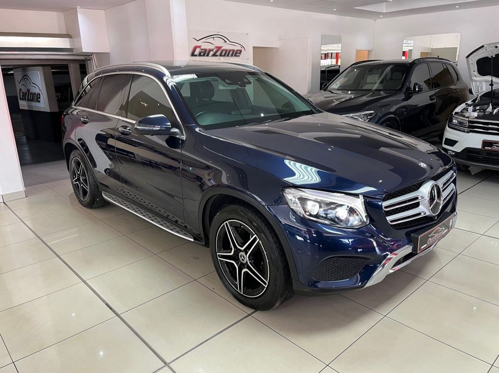 Used Mercedes-Benz Glc 300  for sale in Windhoek, Namibia
